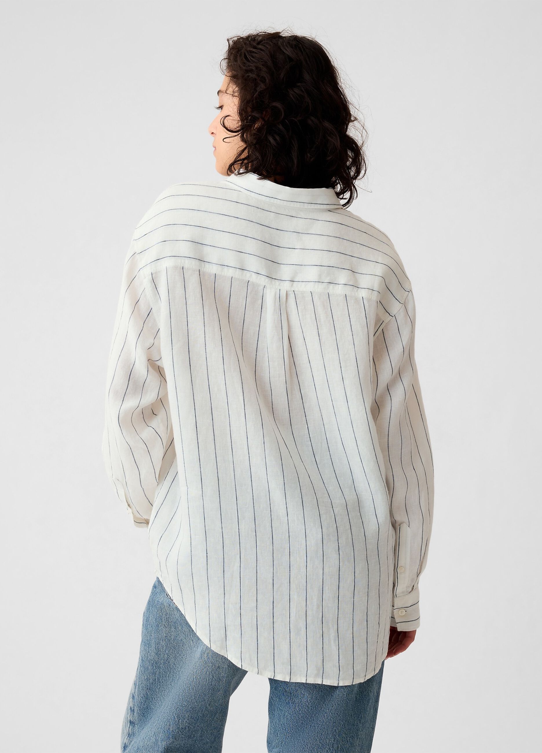 Camicia oversize in lino con tasca_2