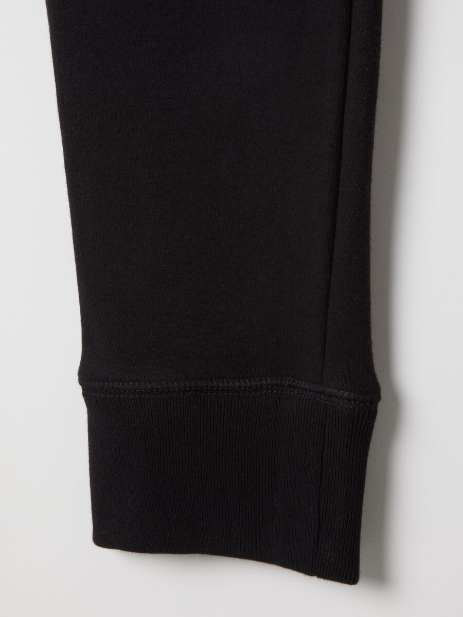Pantaloni sportivi neri con logo GAP Bambino_3