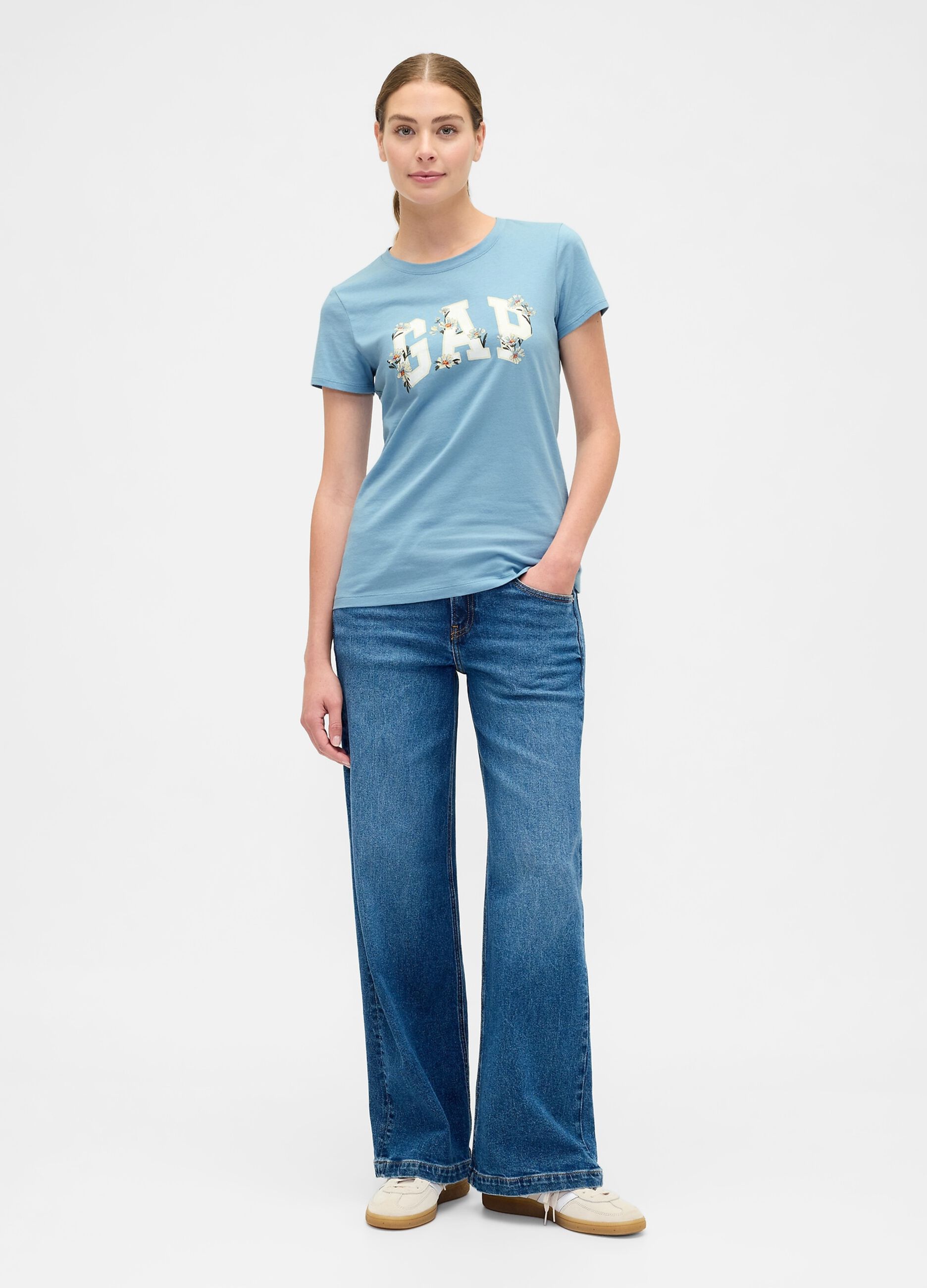 T-shirt azzurra a maniche corte in cotone_1