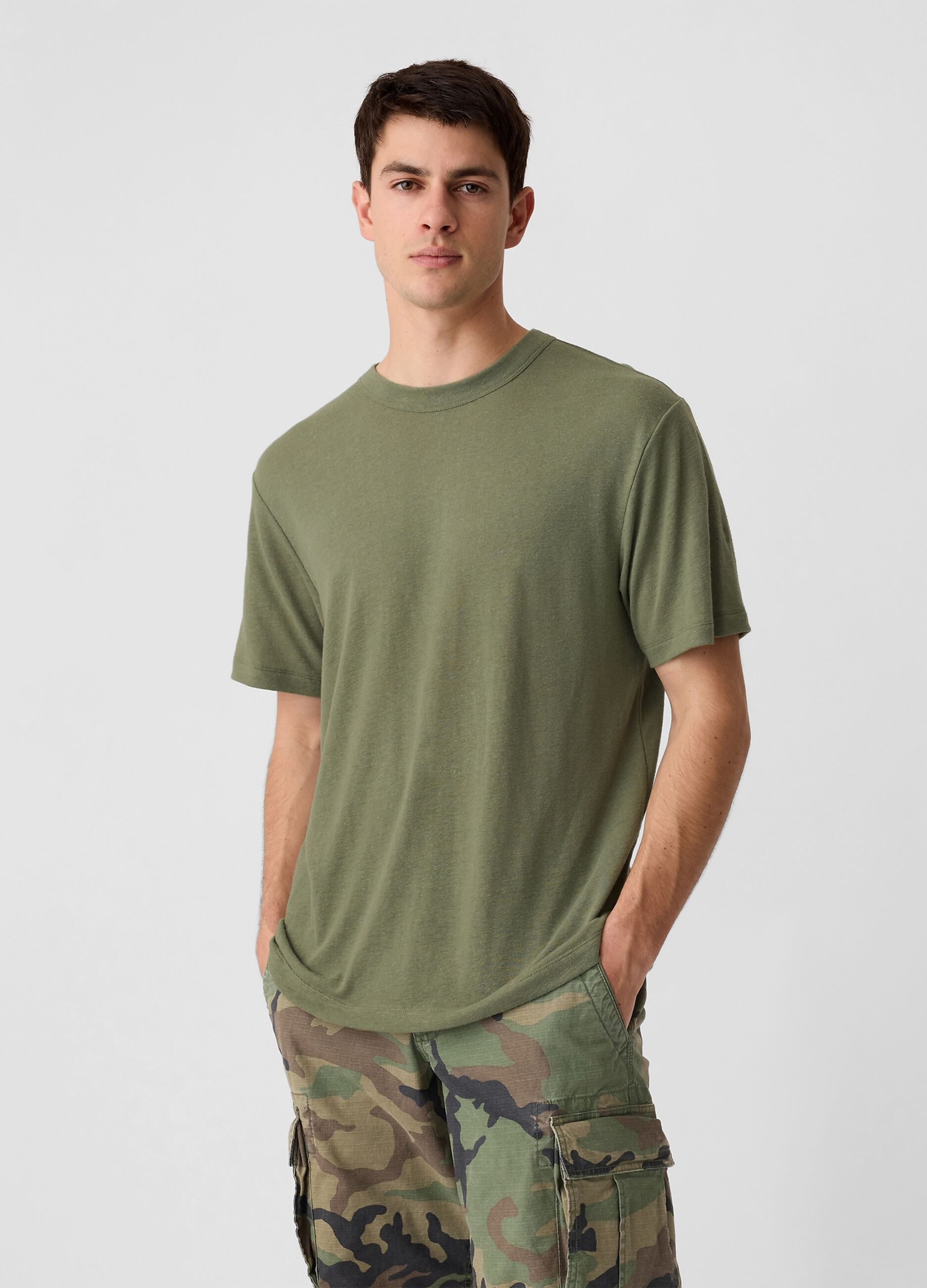 T-shirt girocollo in misto lino