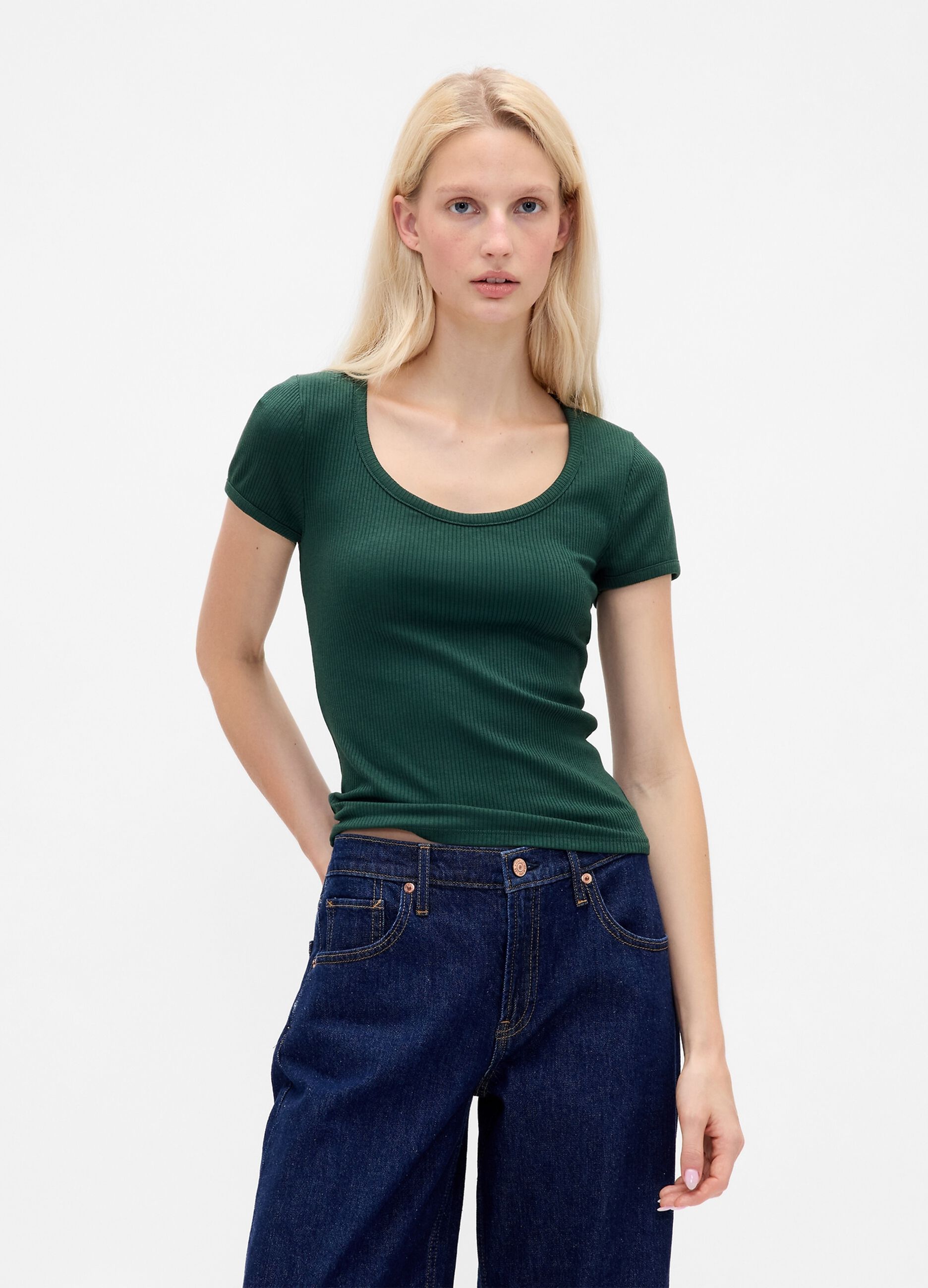 Short-sleeved green t-shirt_1