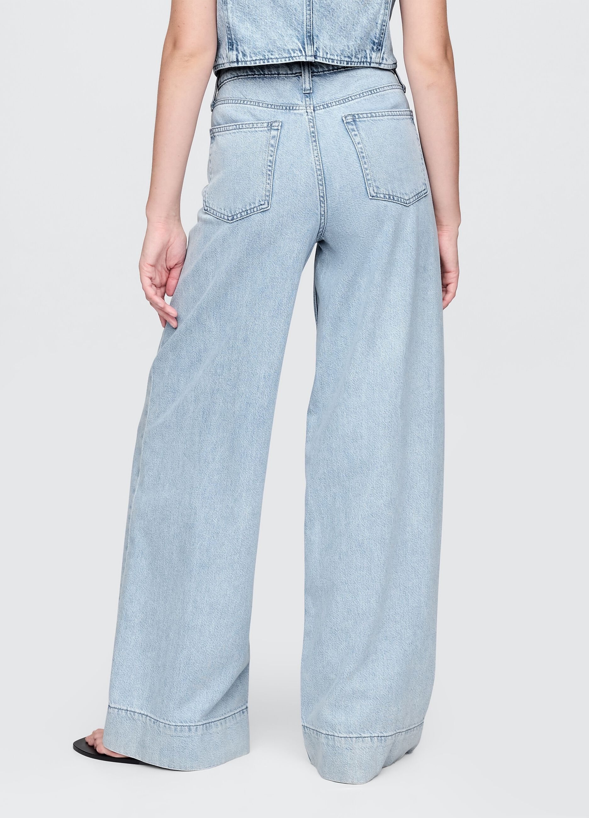 Pantaloni ampi in denim chiaro Gap_3