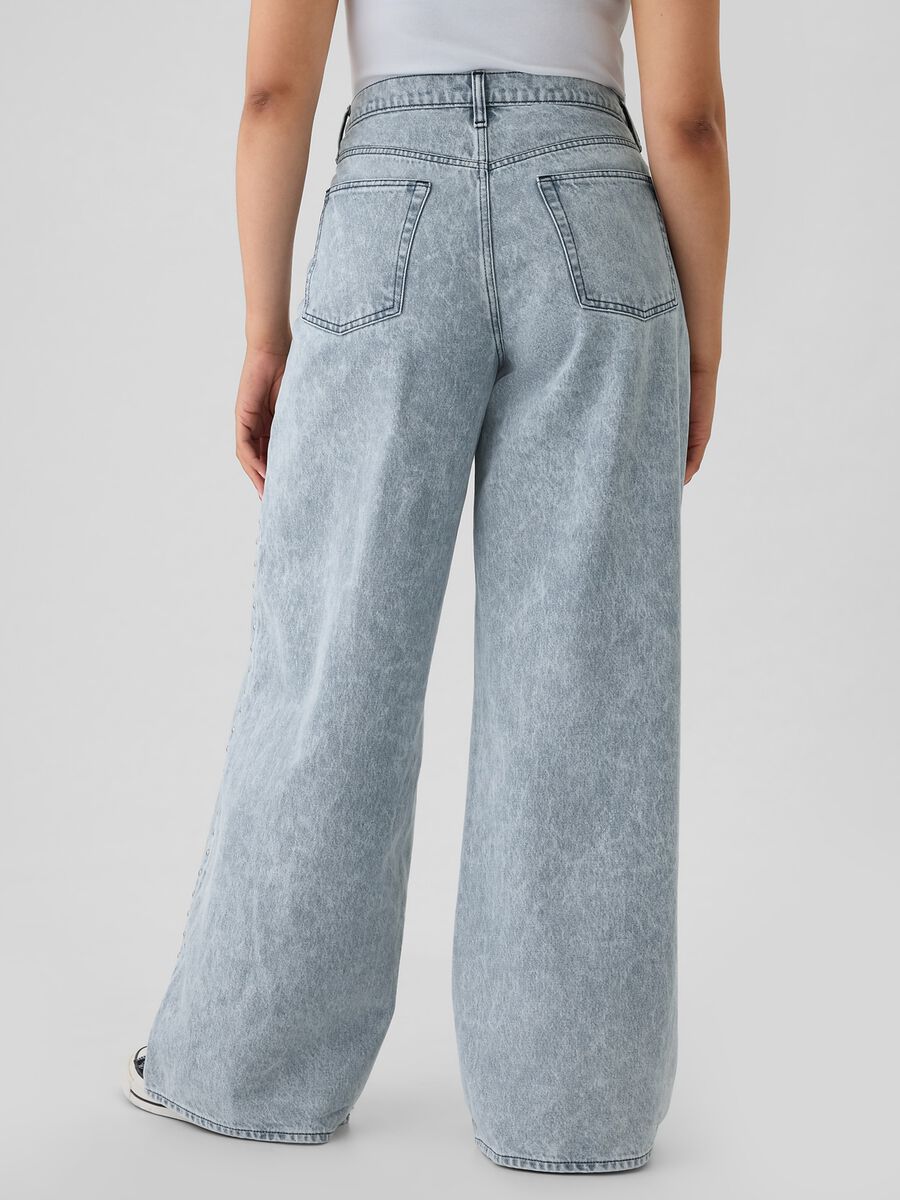 Jeans baggy fit con borchie Donna_6