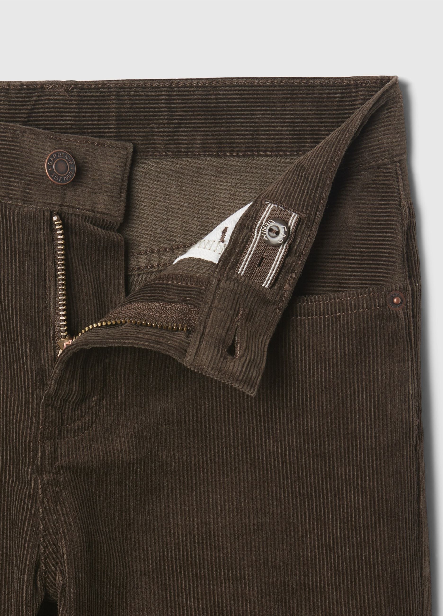 Pantaloni chino in corduroy_4