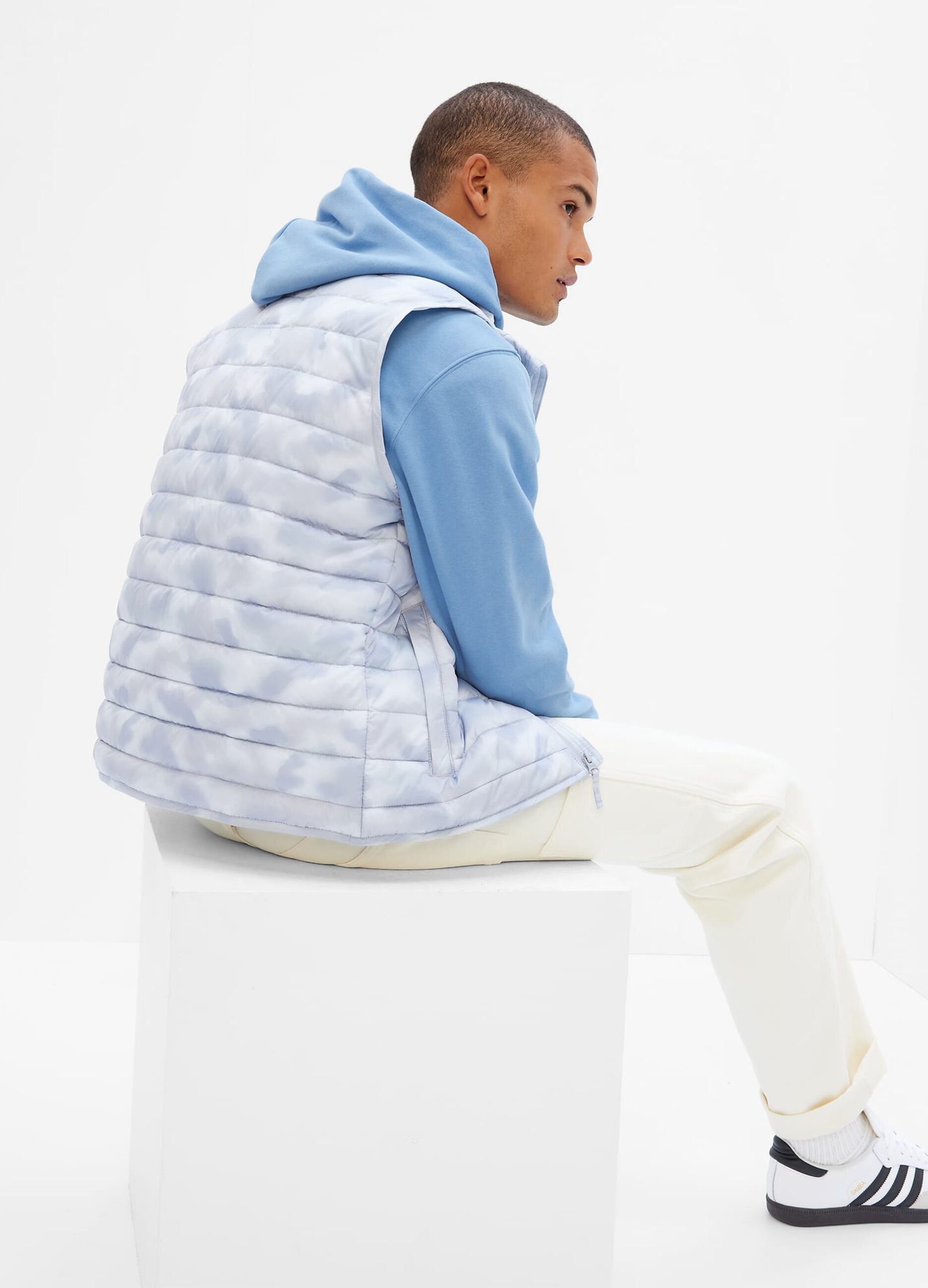 High-neck full-zip quilted gilet_1