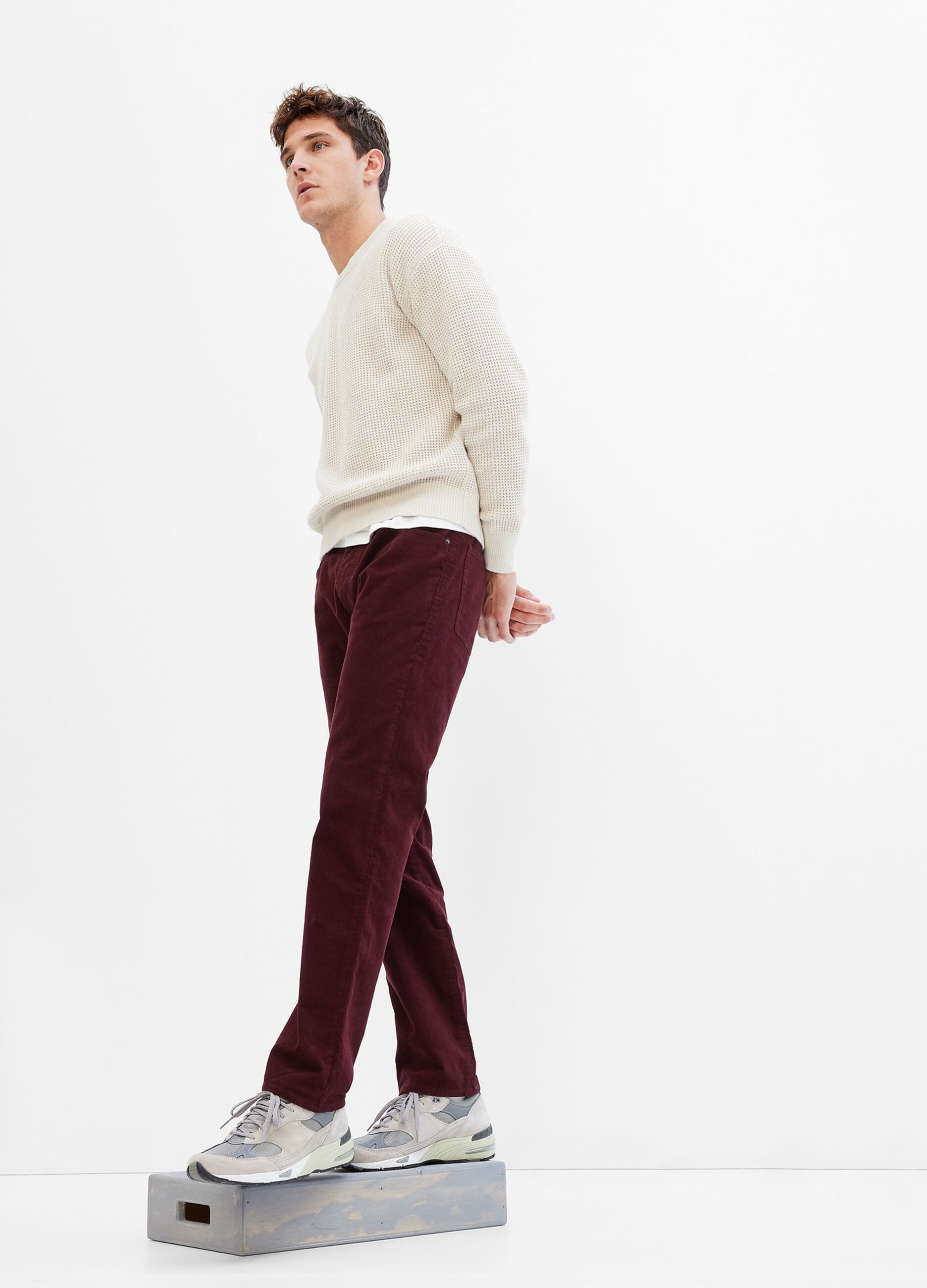 Straight-fit stretch corduroy jeans