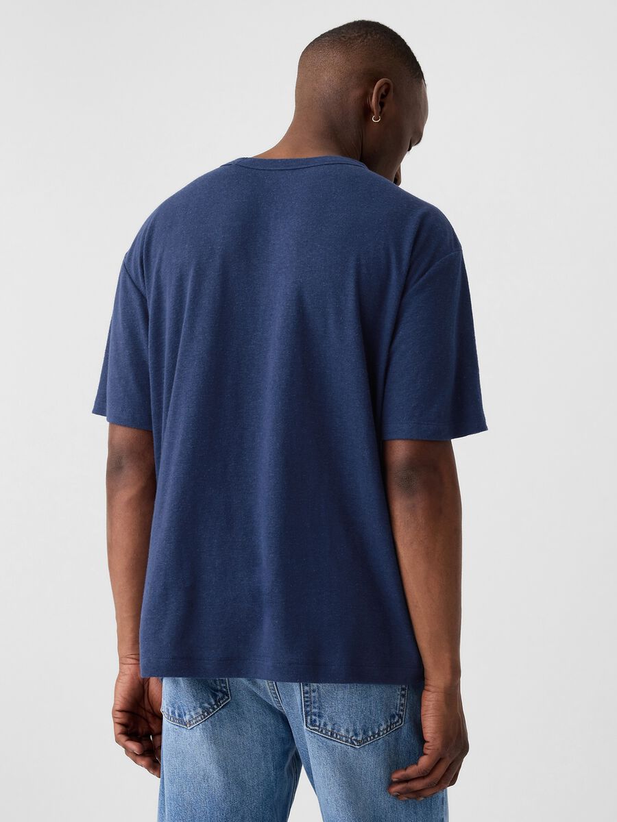 T-shirt girocollo in misto lino Uomo_1