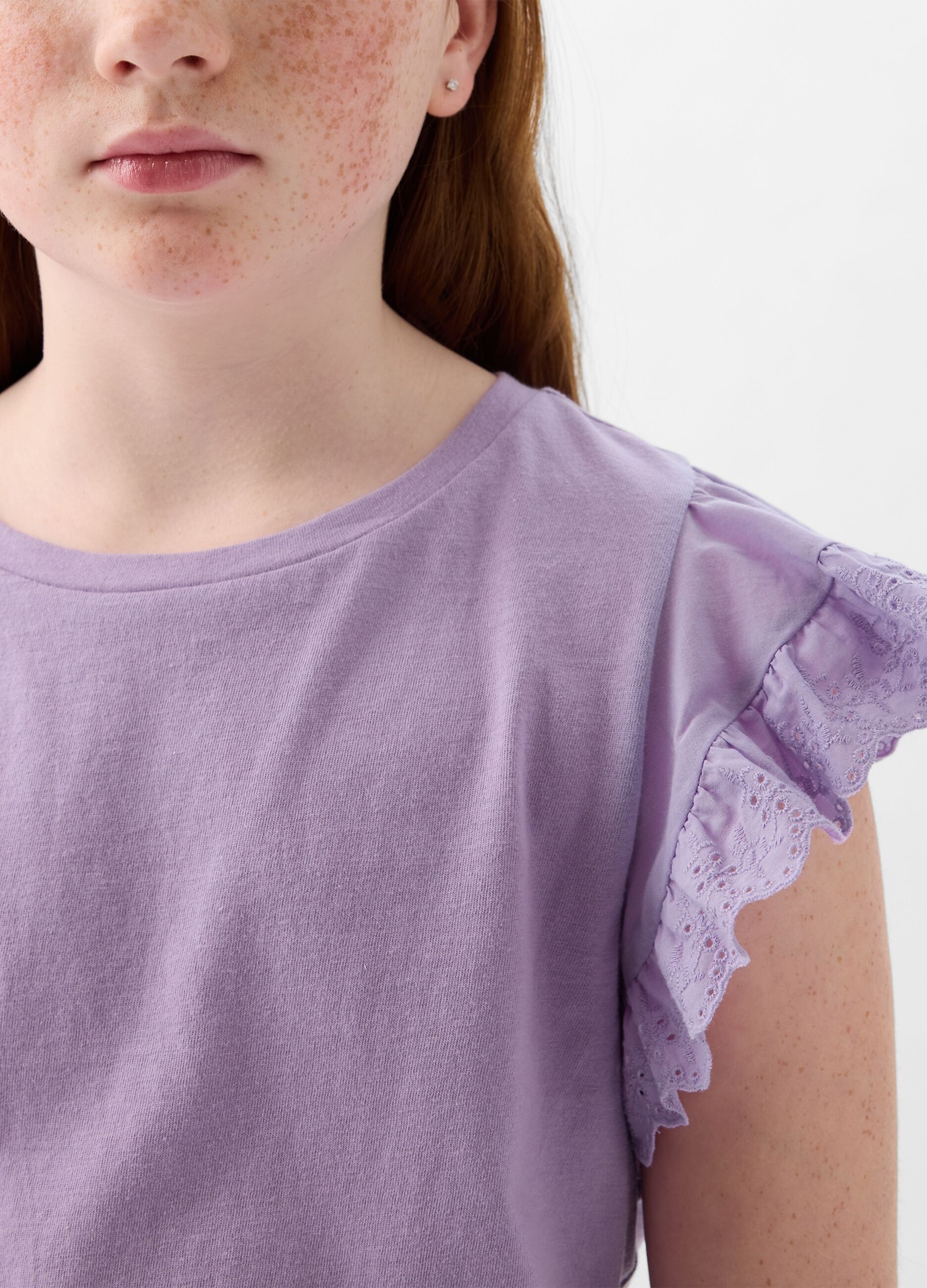 T-shirt in cotone con volant sangallo_1