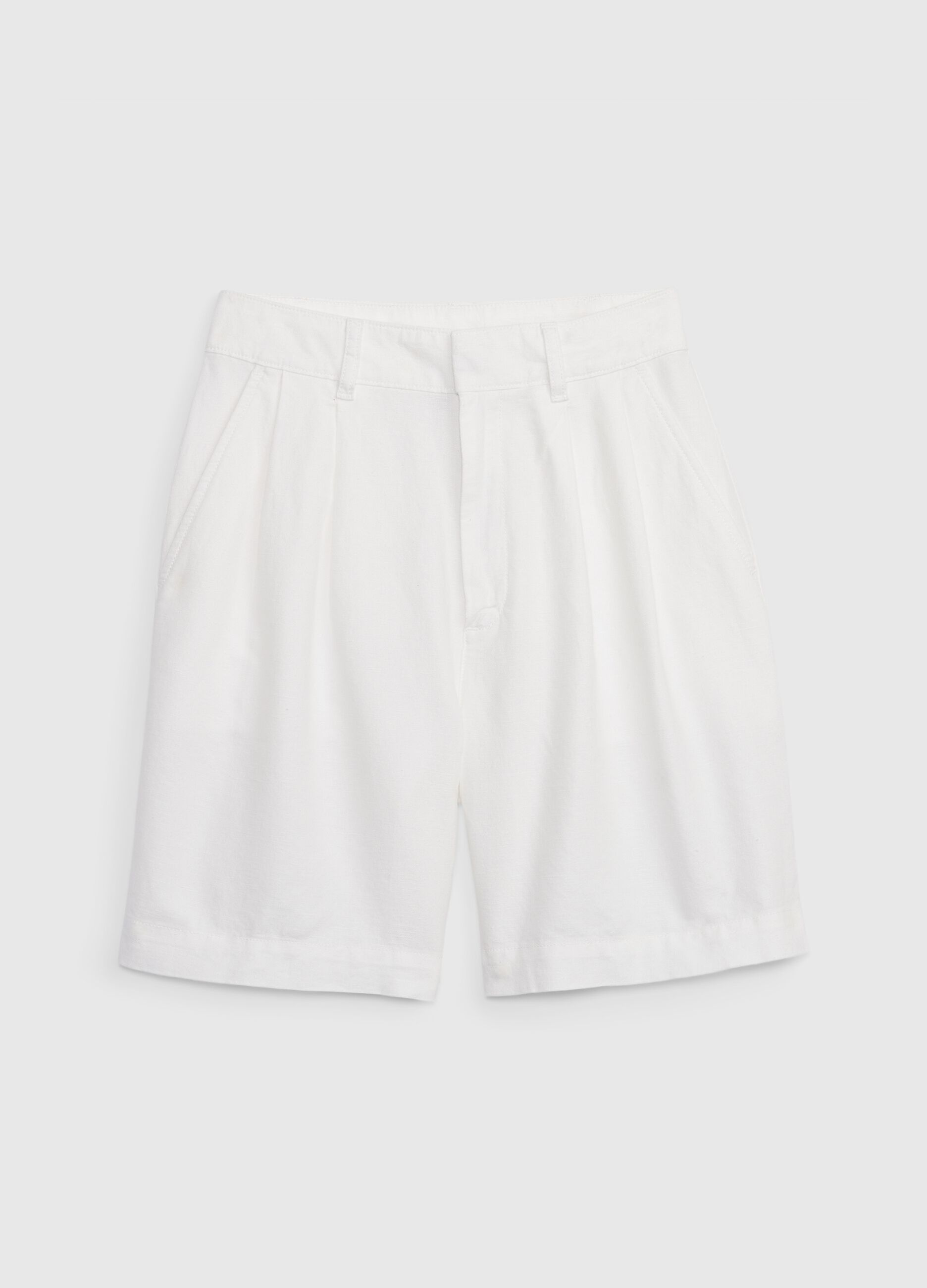 Bermuda shorts in linen and cotton with darts_5
