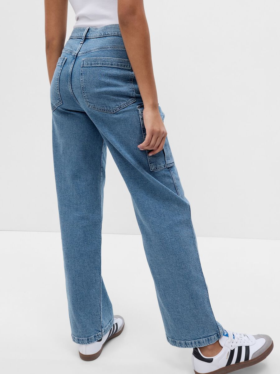 Loose-fit cargo jeans with mid-rise waist Woman_1