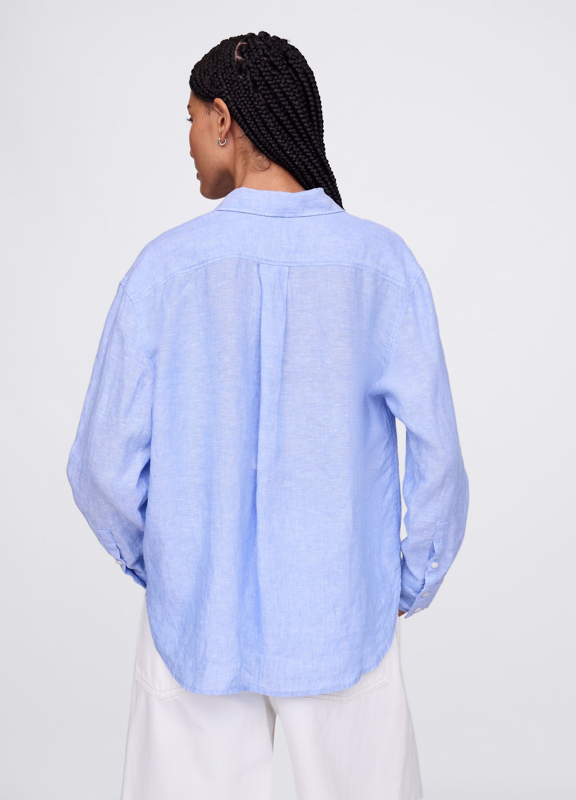 Camicia azzurra ampia in puro lino_2