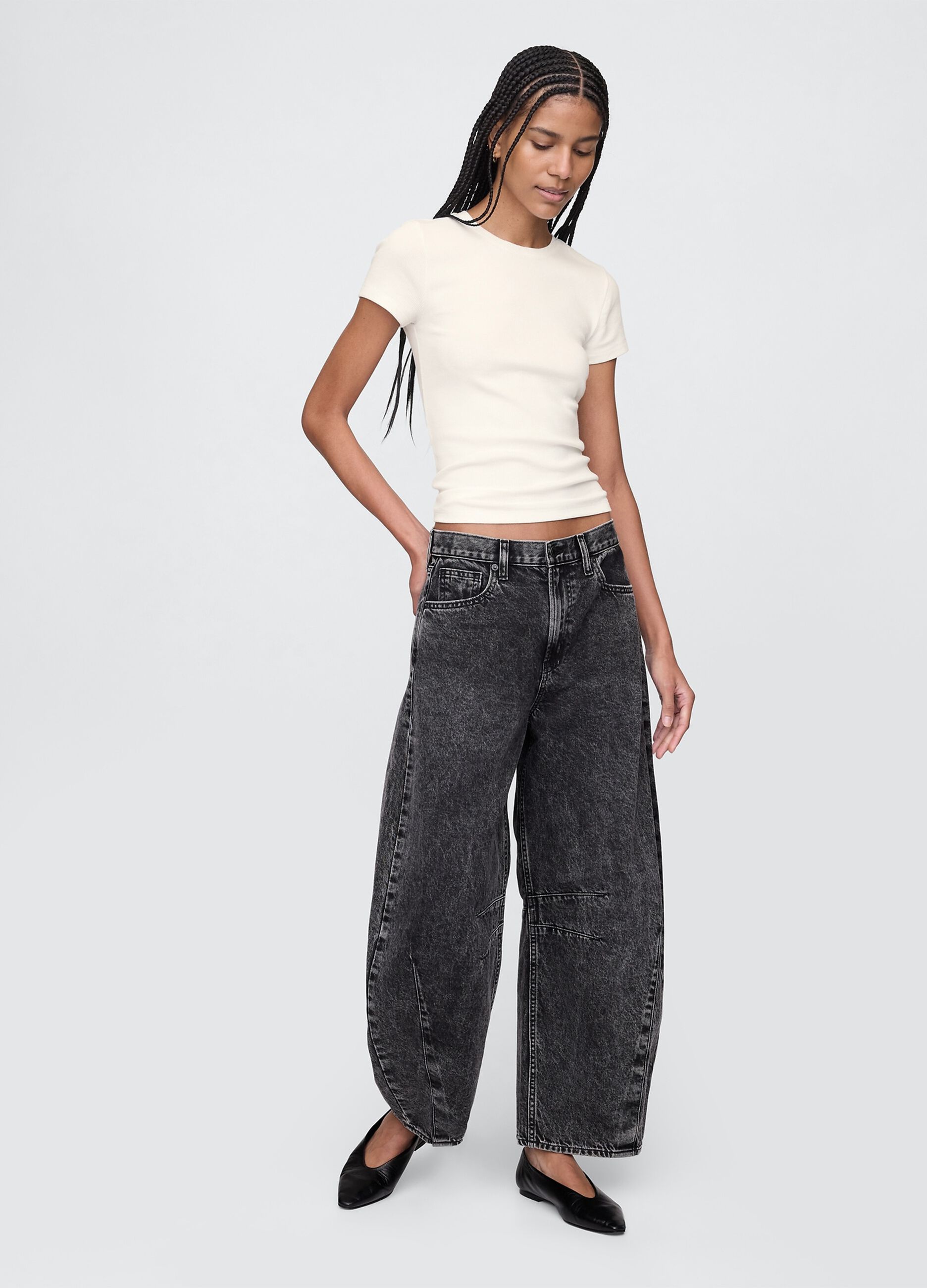 T-shirt bianca in cotone e modal elasticizzato Gap_1