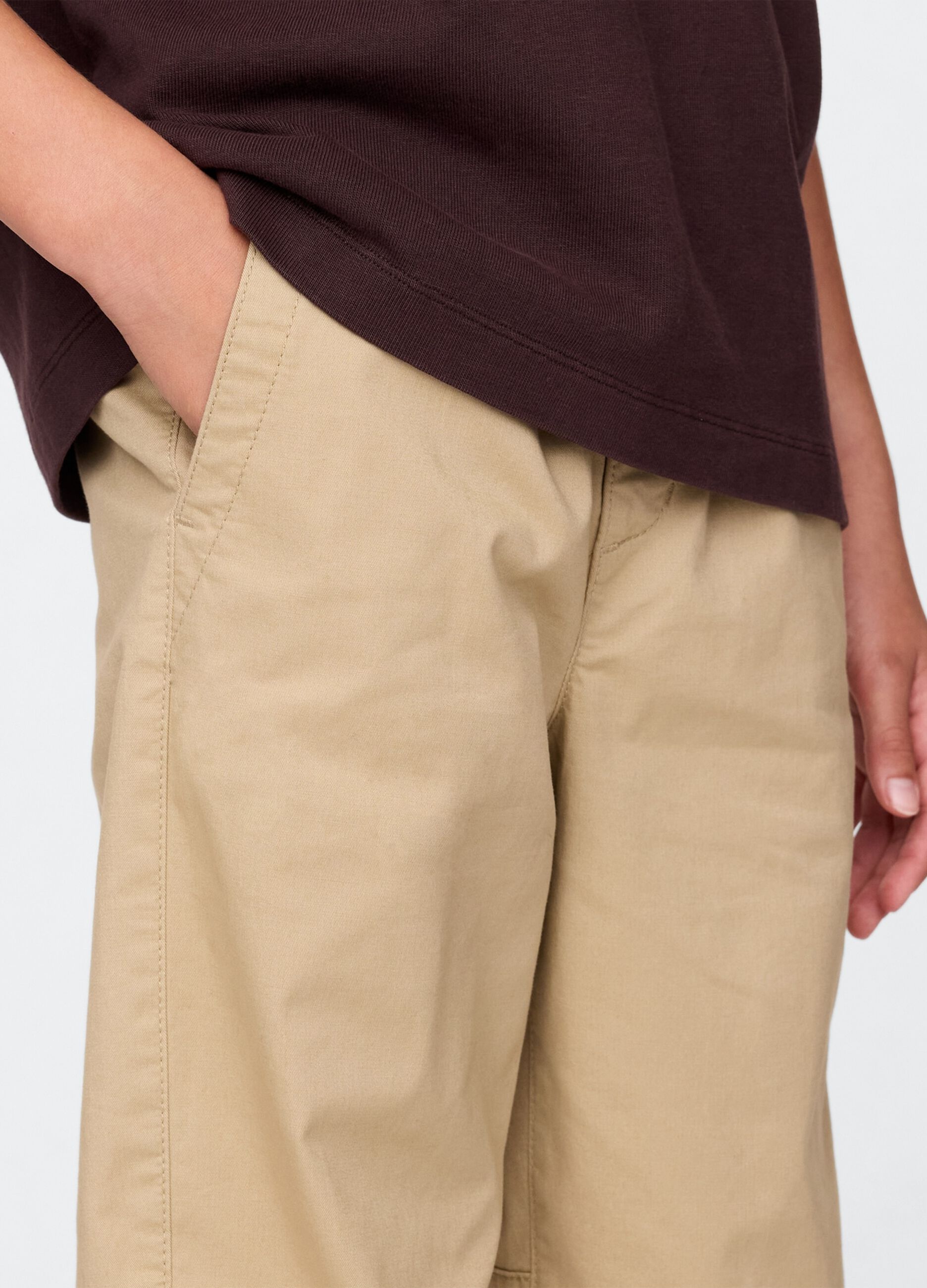 Pantaloni beige elasticizzati per bambino_3