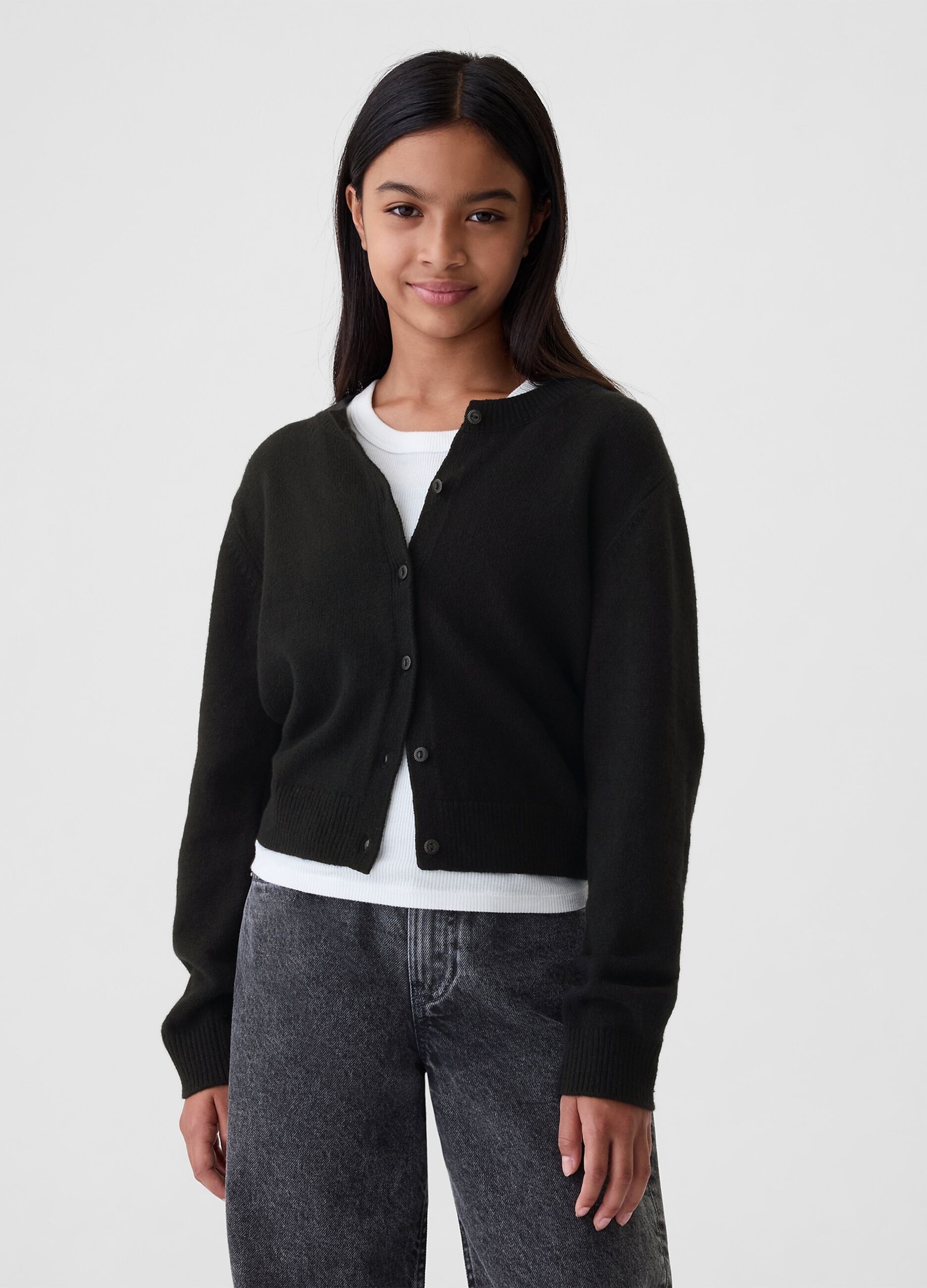 Solid colour cardigan with round neck