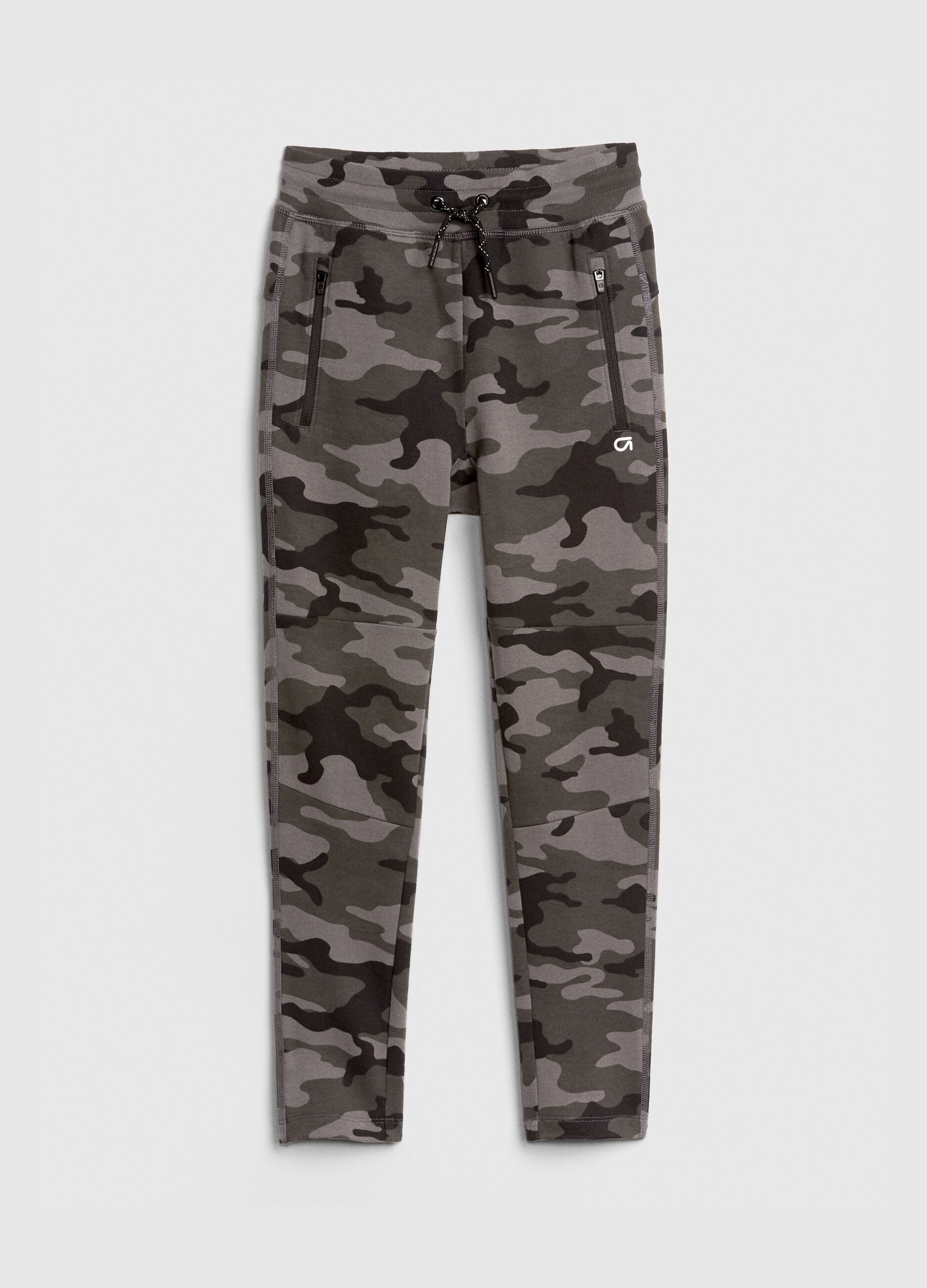 Joggers camouflage con stampa logo