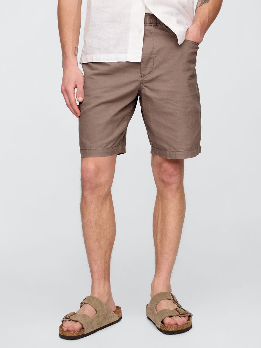 Shorts marroni in lino e cotone Gap Uomo_1