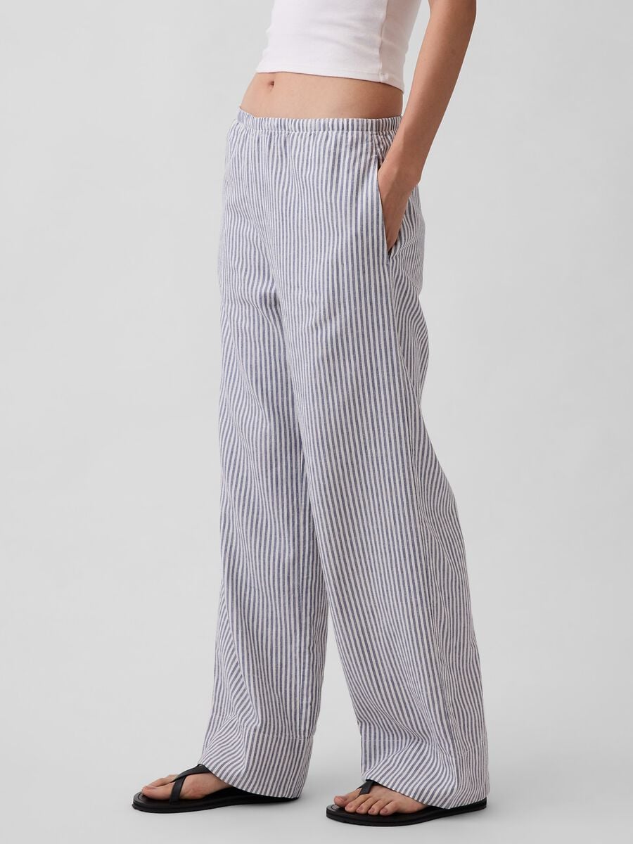 Pantaloni in misto lino a righe Donna_3