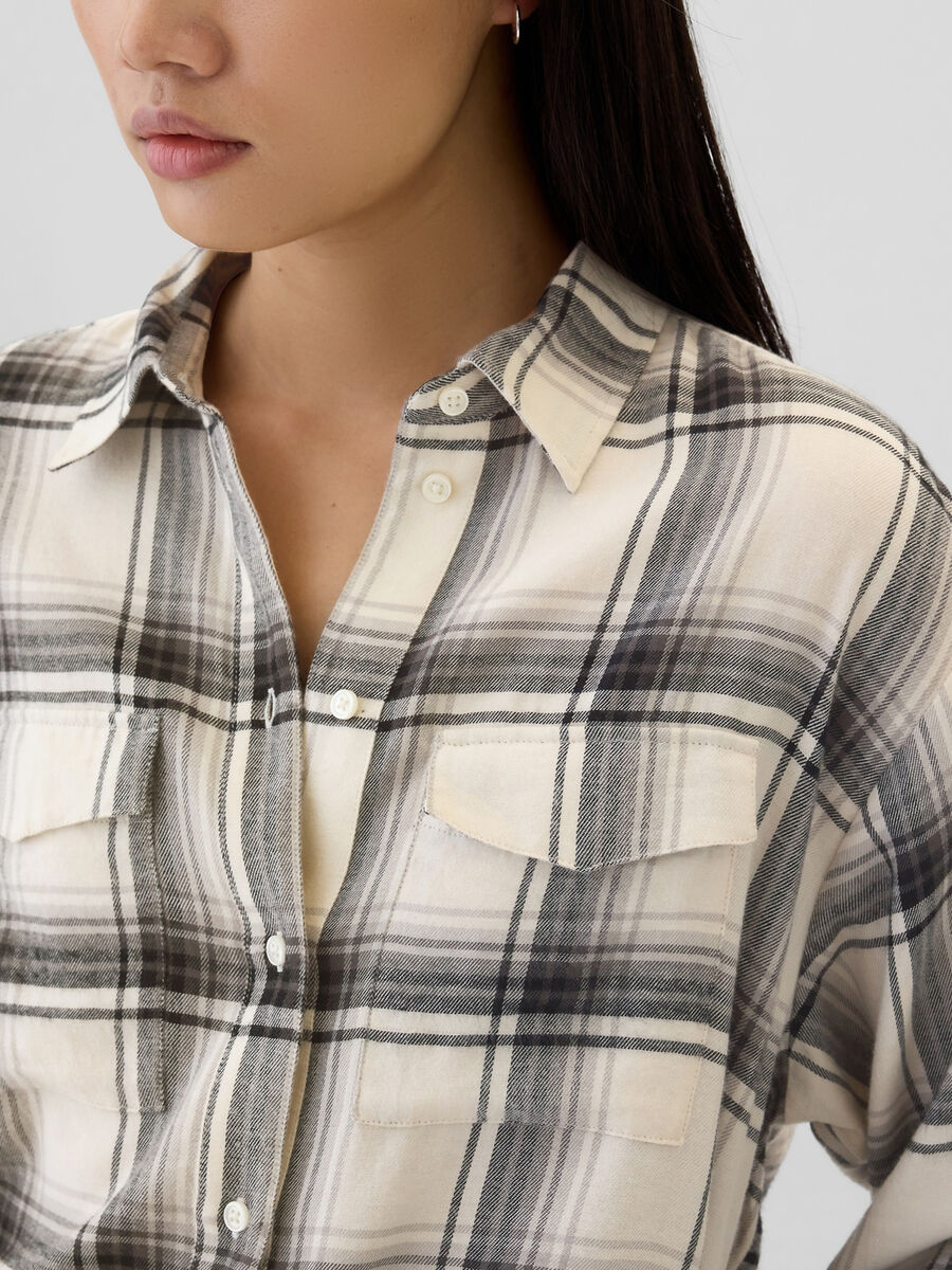 Camicia in flanella check con tasche Donna_3