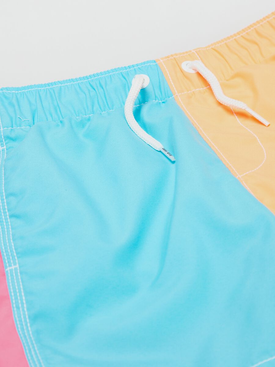 Swim shorts in recycled polyester with drawstring Boy_5