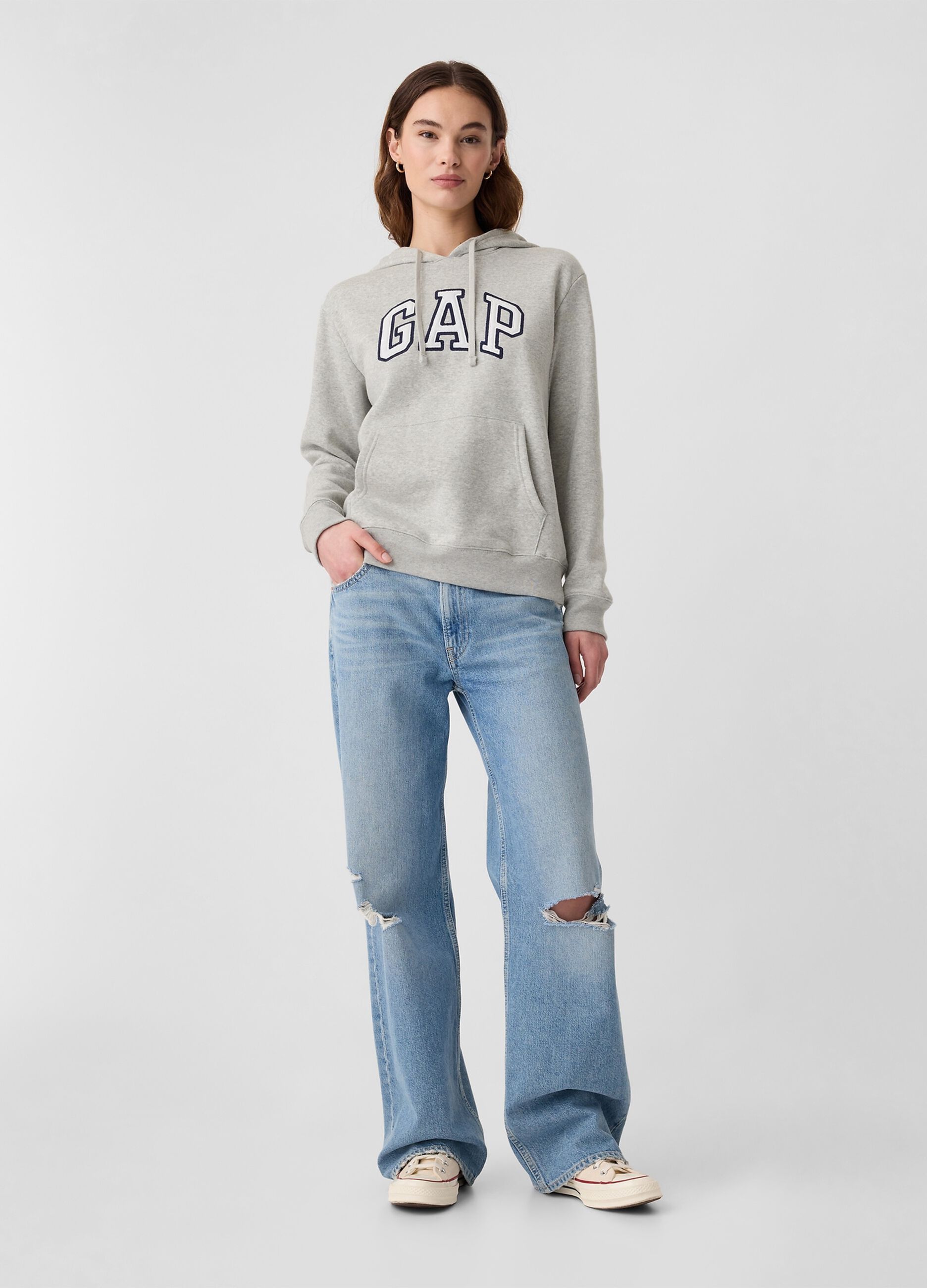 Sweatshirt with hood and logo embroidery_1