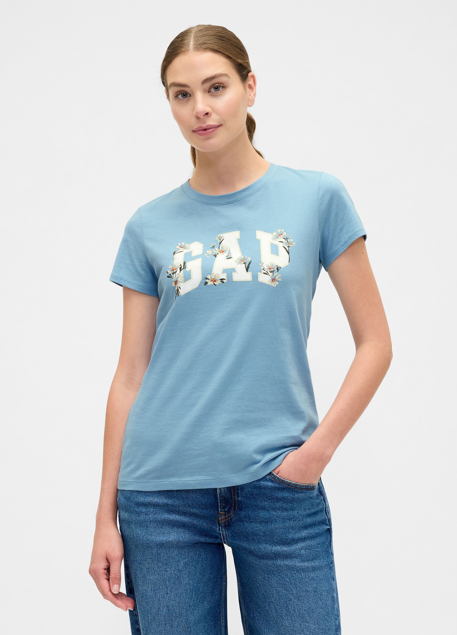 T-shirt azzurra a maniche corte in cotone