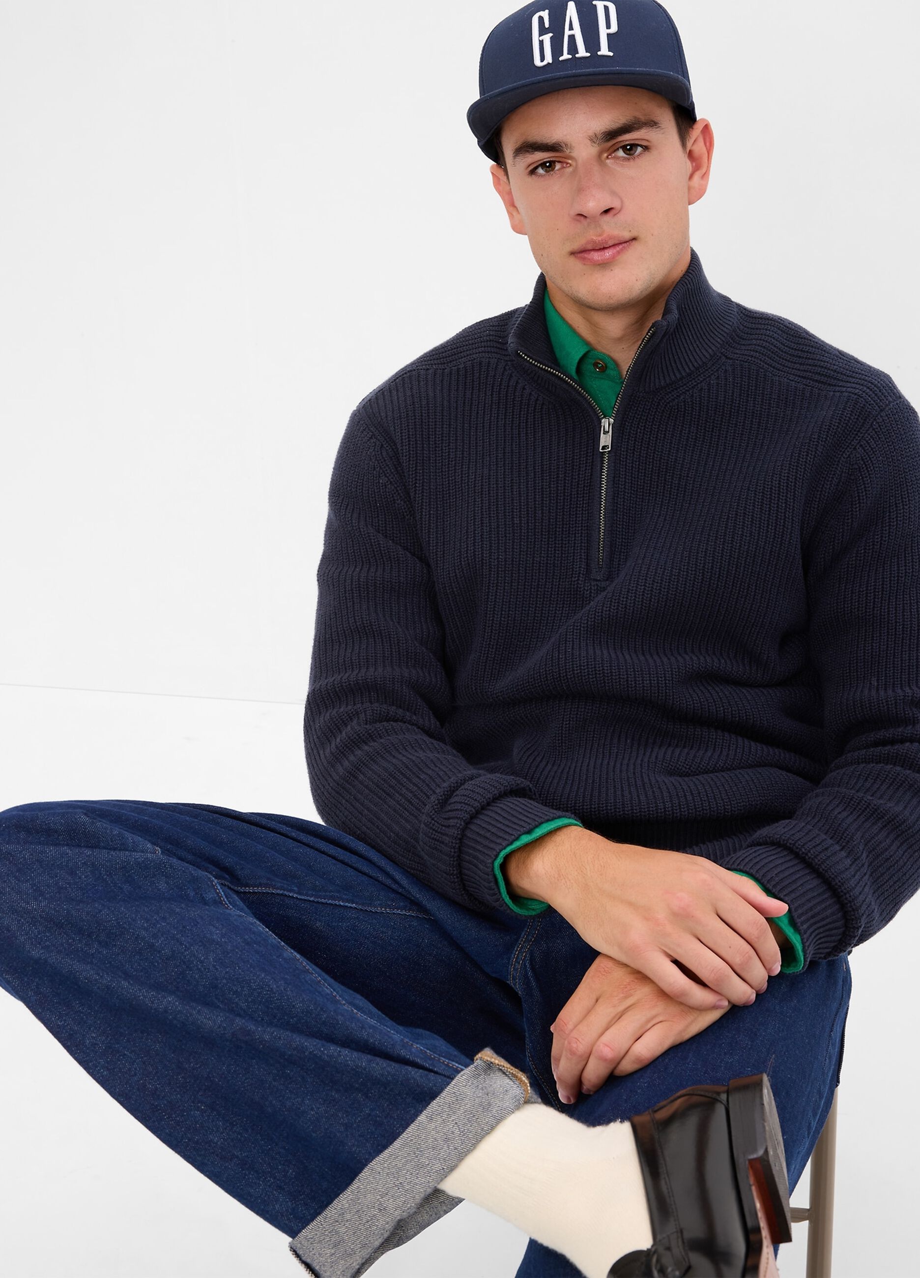 Pullover with polo neck and half zip