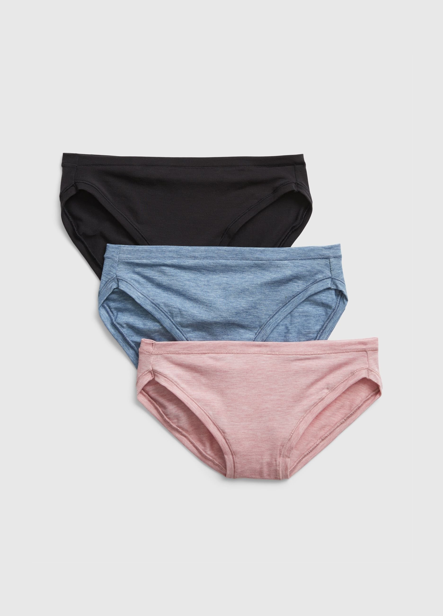 Three-pack stretch briefs