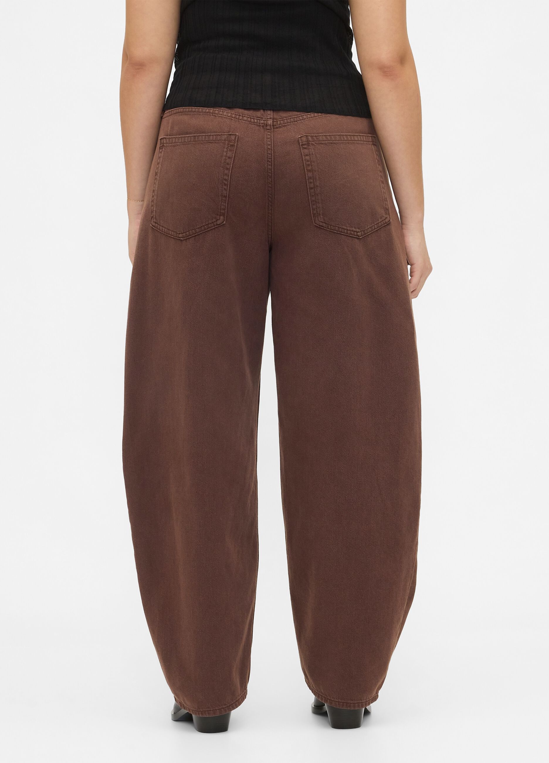 Brown jeans made of cotton and lyocell_5