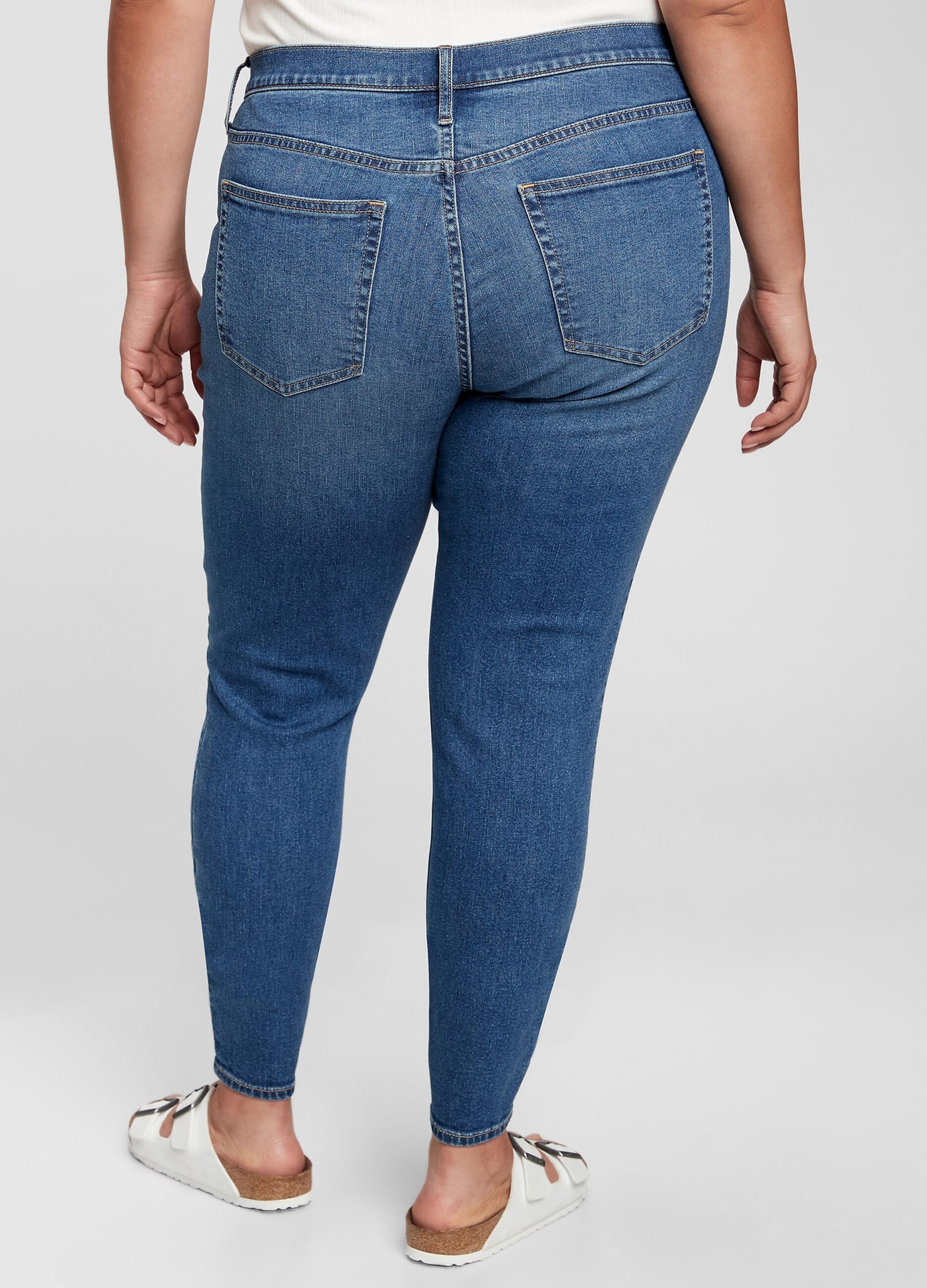 Skinny-fit jeans with five pockets_1