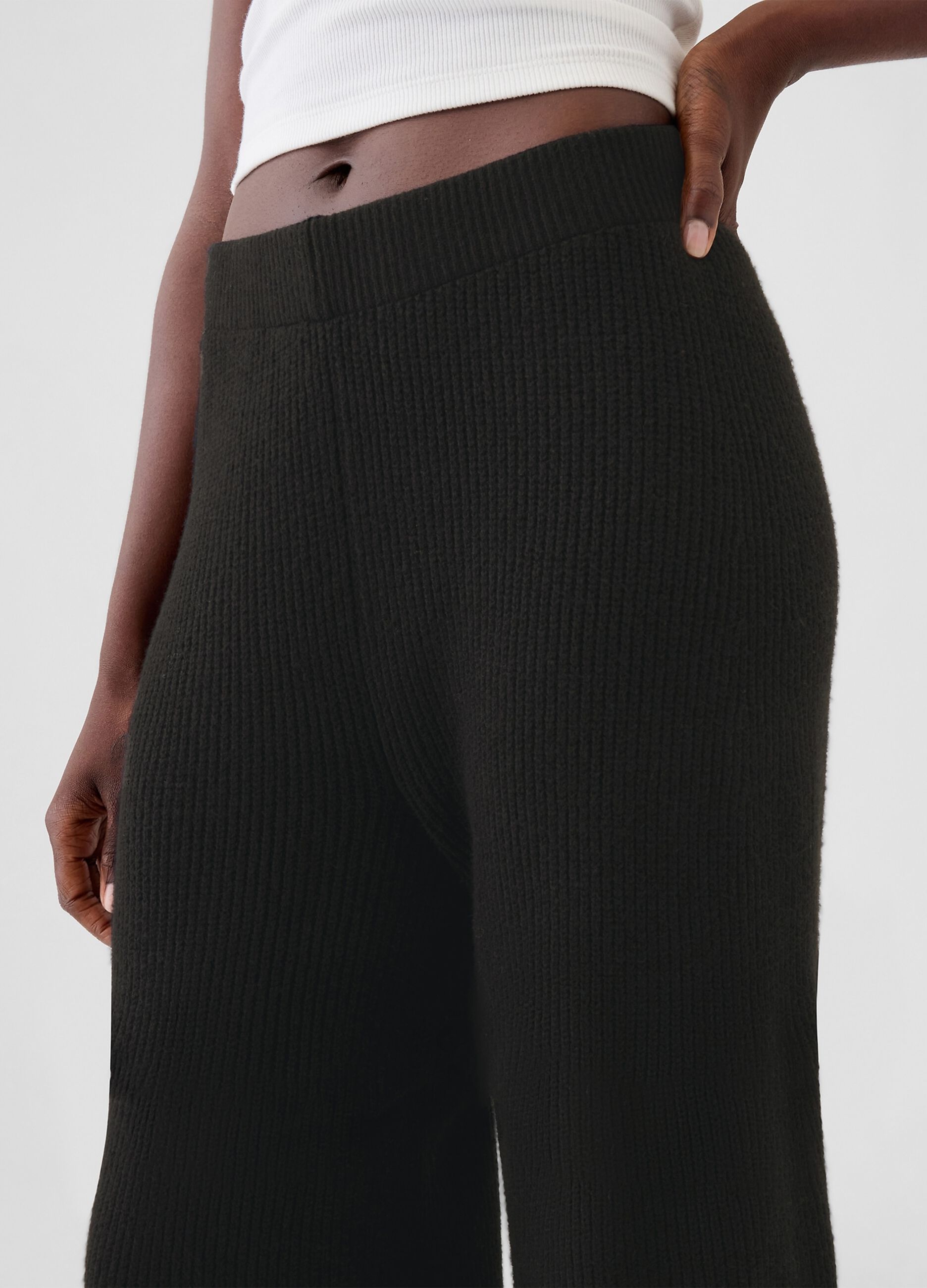 Pantalone a gamba larga a costine_4