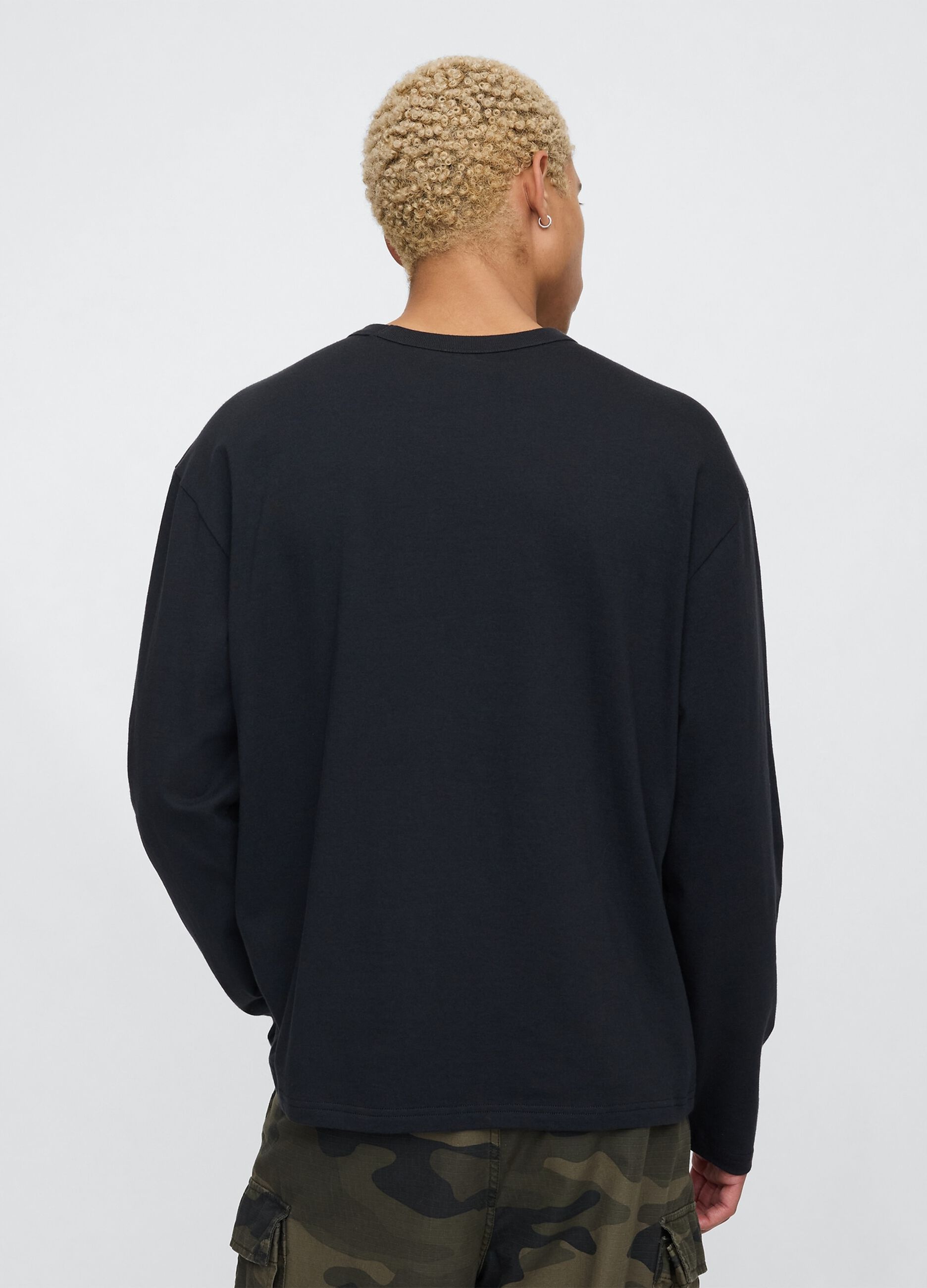 T-shirt a maniche lunghe nera in cotone GAP_2