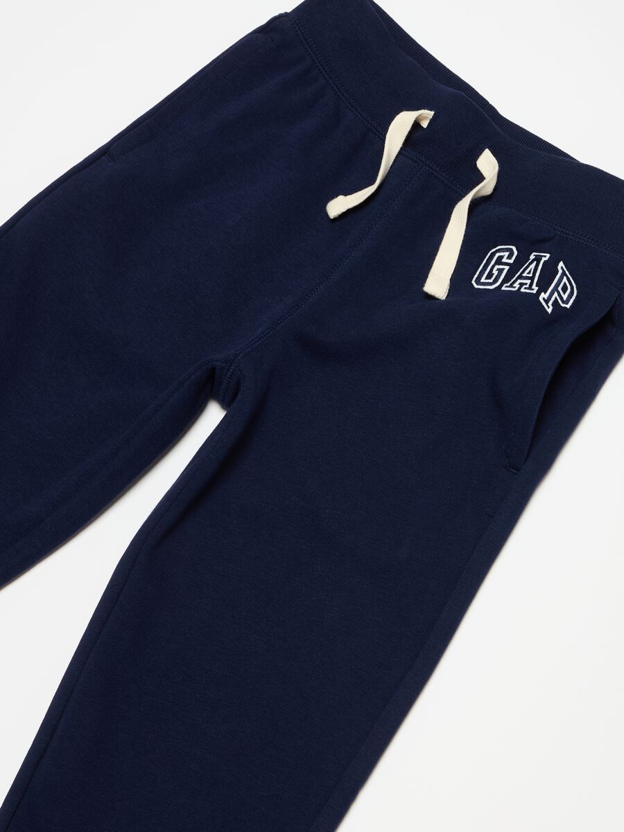 Joggers in French Terry con ricamo logo Bambino_2