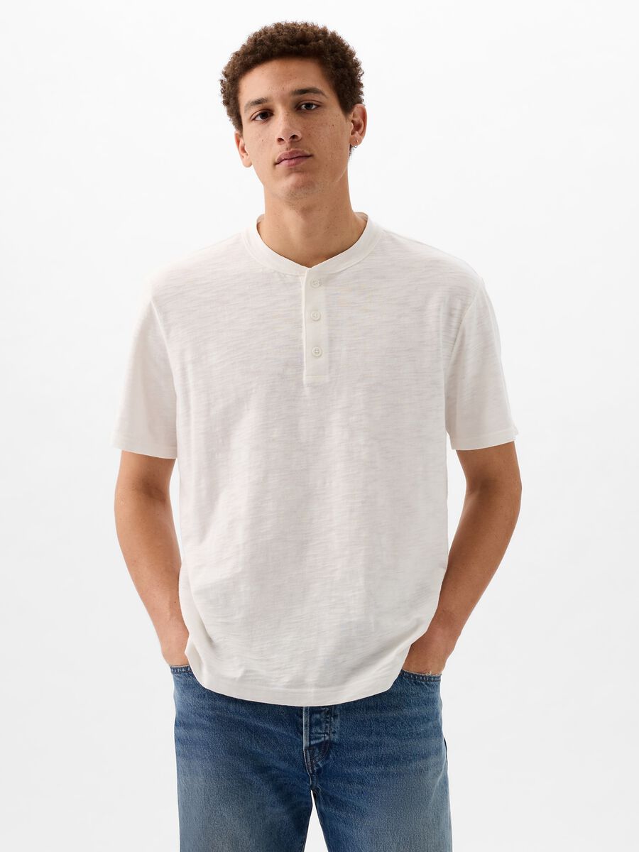 T-shirt in cotone con scollo serafino Uomo_1