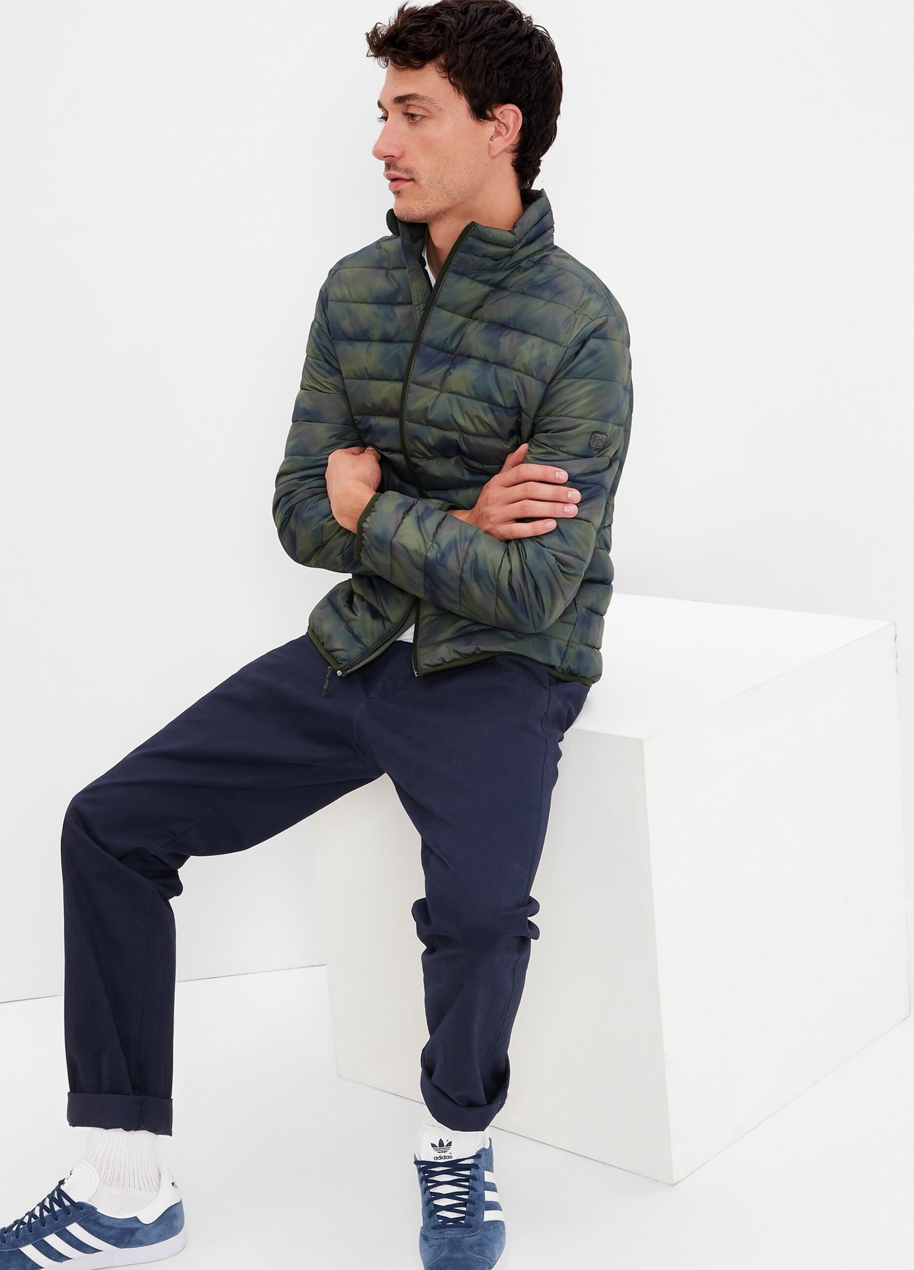 Full-zip camo puffer jacket with logo patch