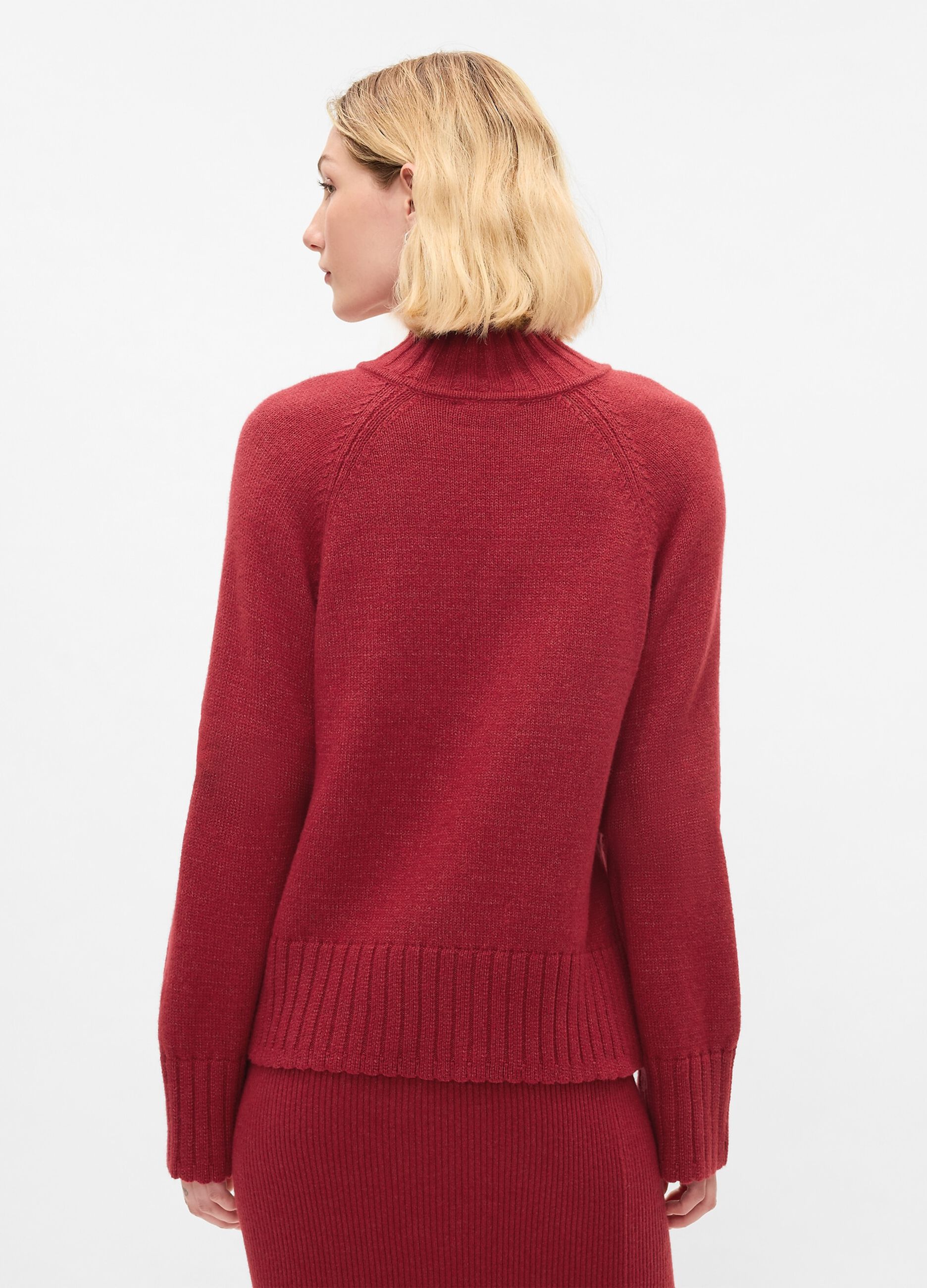 Maglione cropped mock neck con maniche raglan_2
