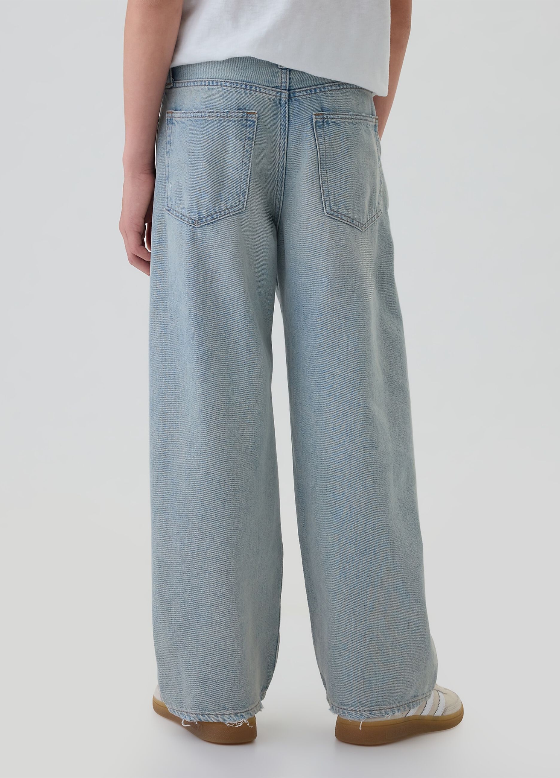 Jeans baggy fit con abrasioni_2