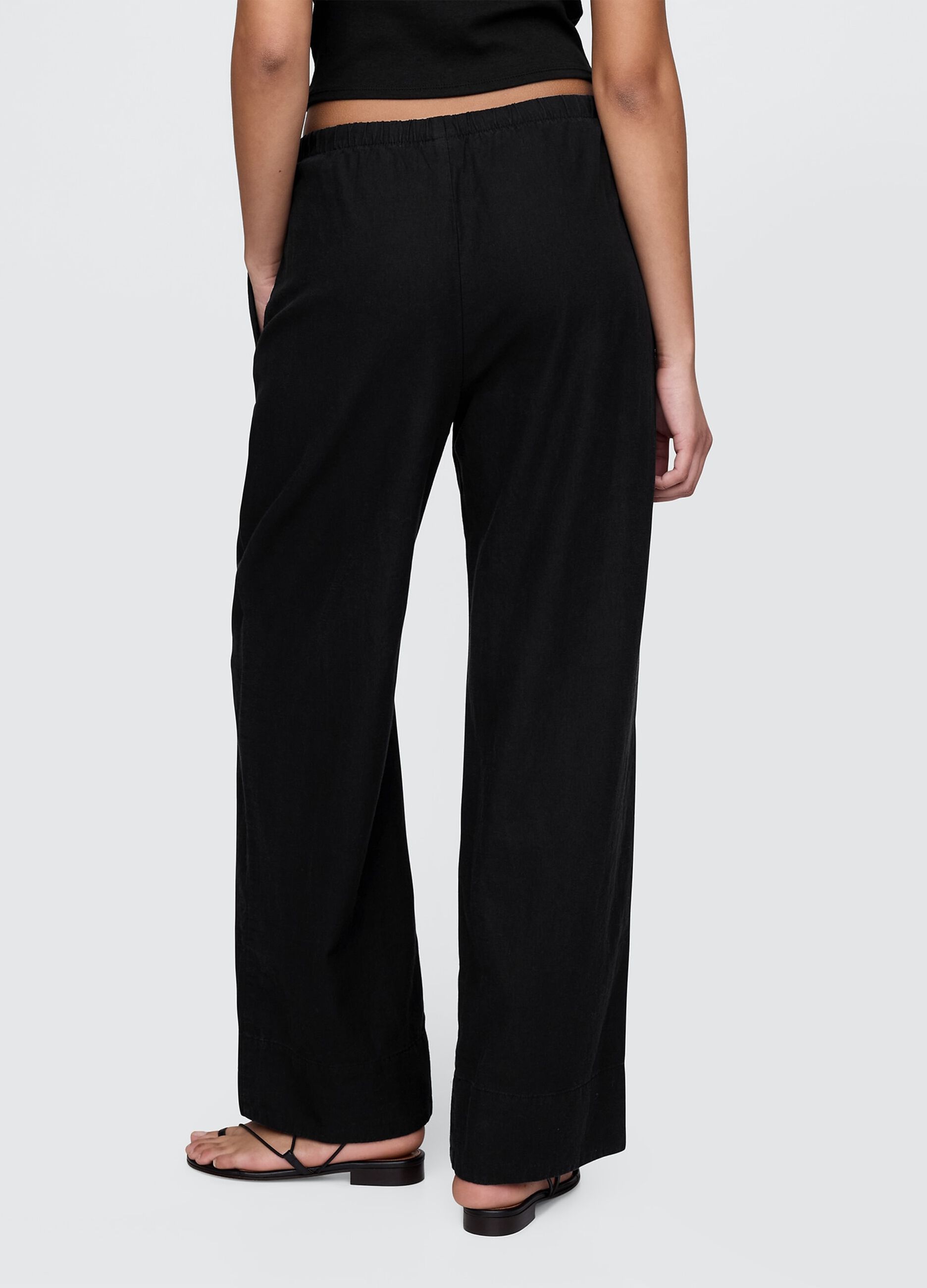 Pantaloni larghi neri in misto lino e viscosa Gap_2