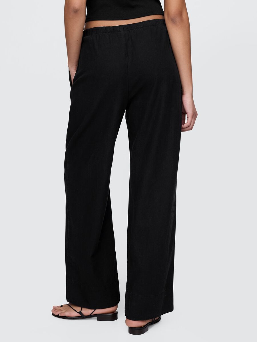 Pantaloni larghi neri in misto lino e viscosa Gap Donna_2