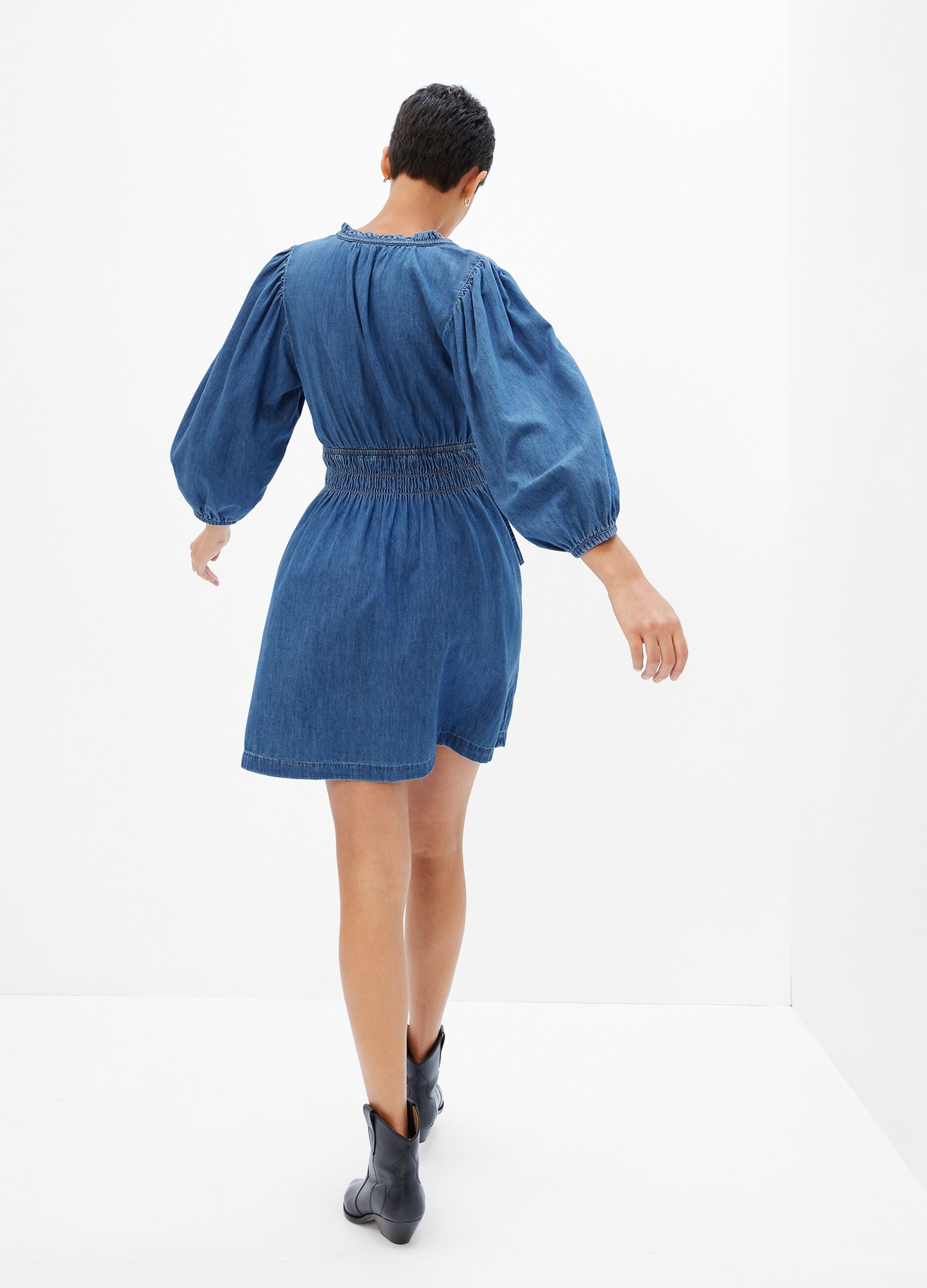 Denim dress with puff sleeves