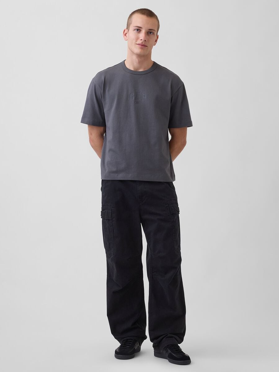 T-shirt in puro cotone a maniche corte con logo GAP Uomo_2