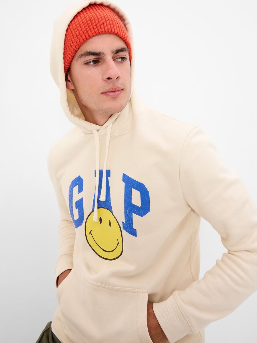 Hoodie with Smiley® print and logo Man_0