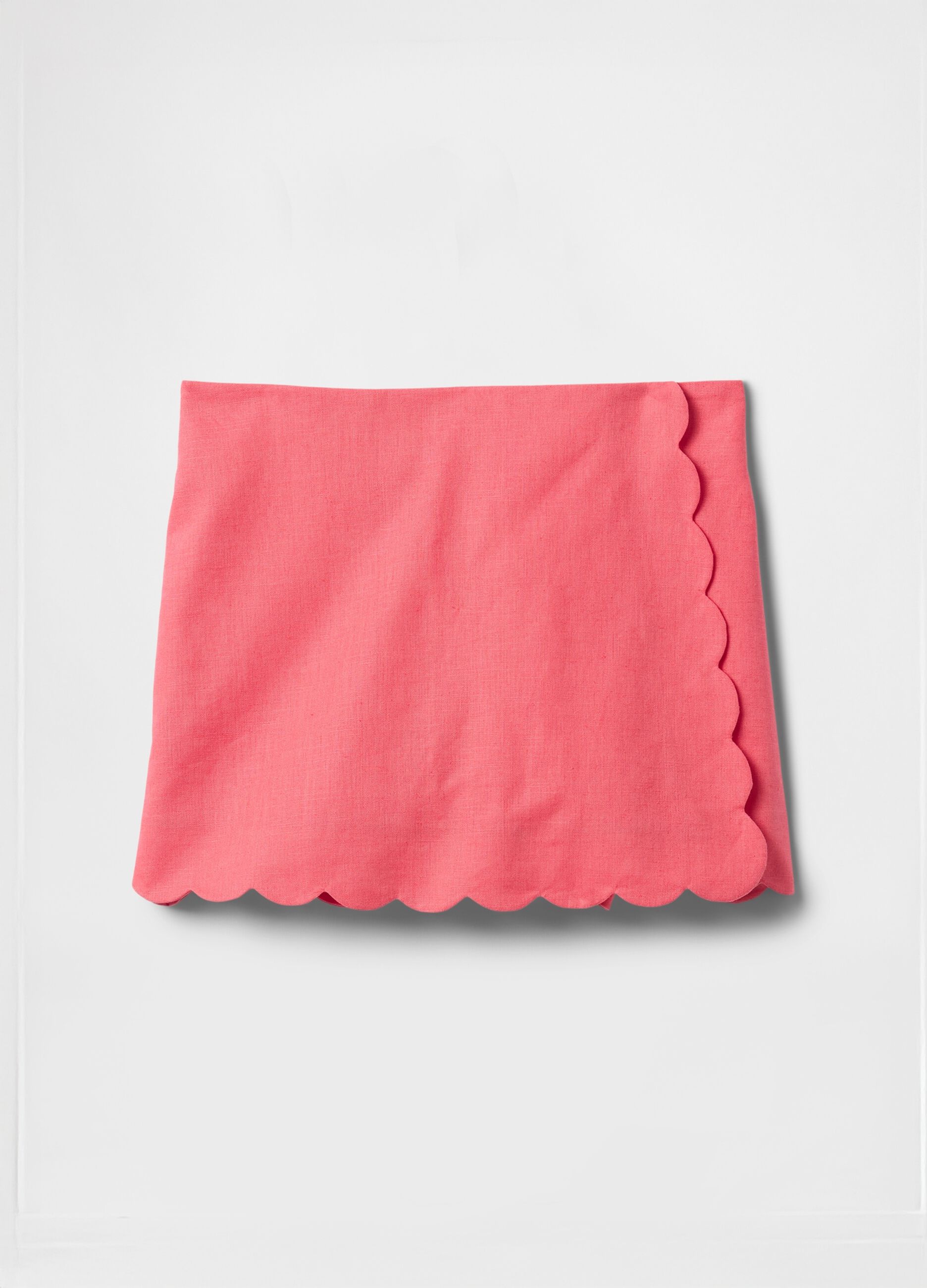 Completo corto rosa con bordi smerlati_2