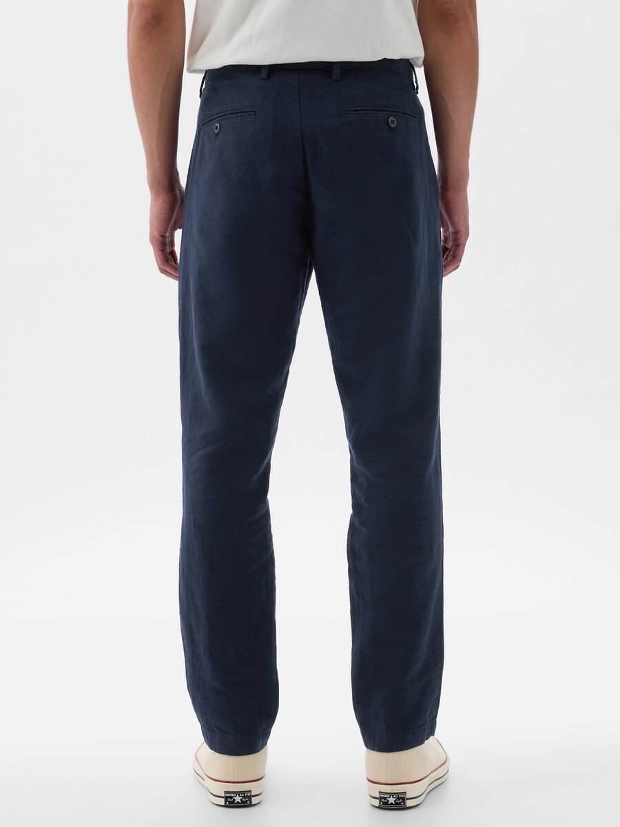 Slim-fit trousers in linen and cotton Man_2