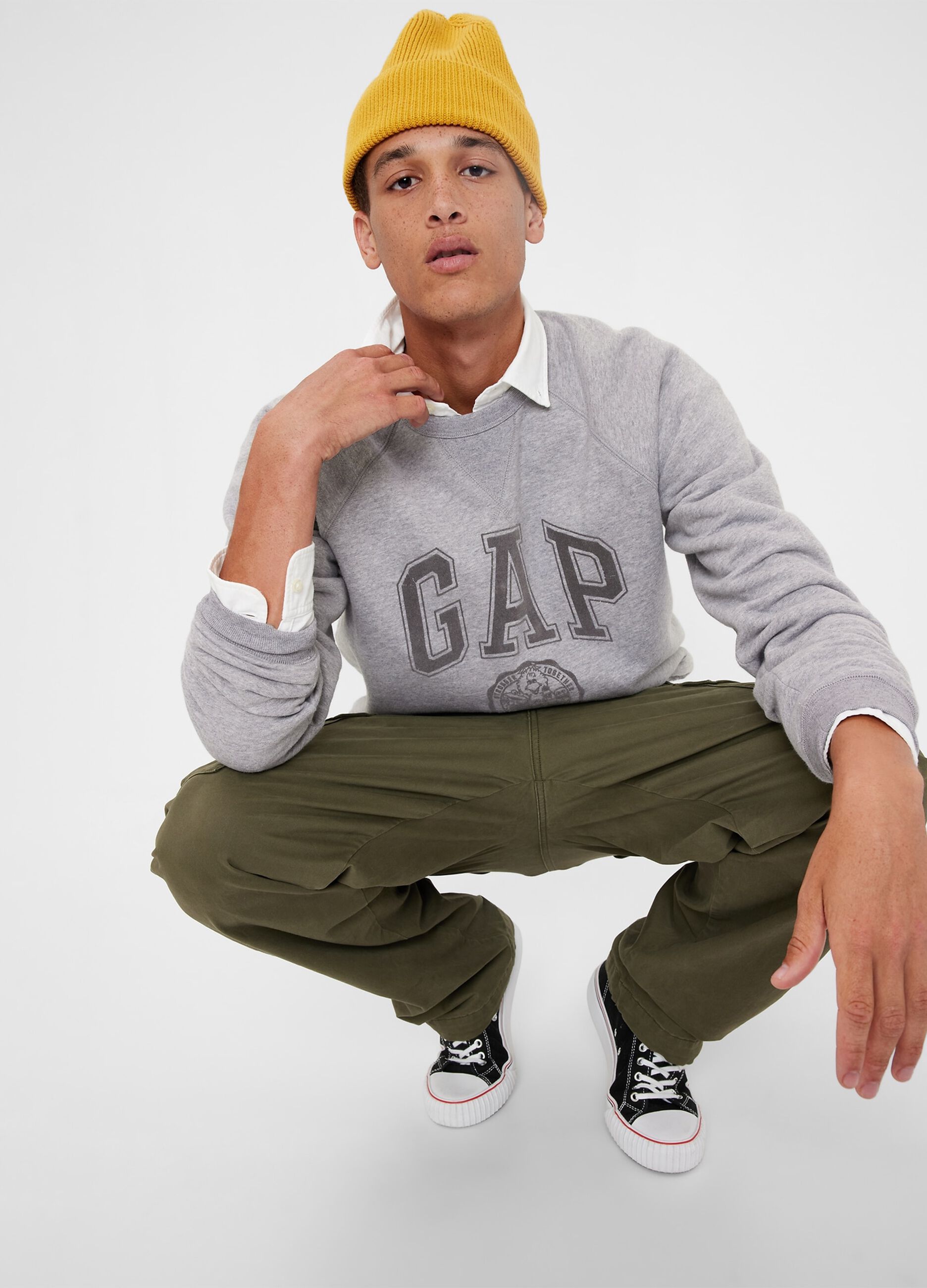 Round neck sweatshirt with Muppet Show and logo print