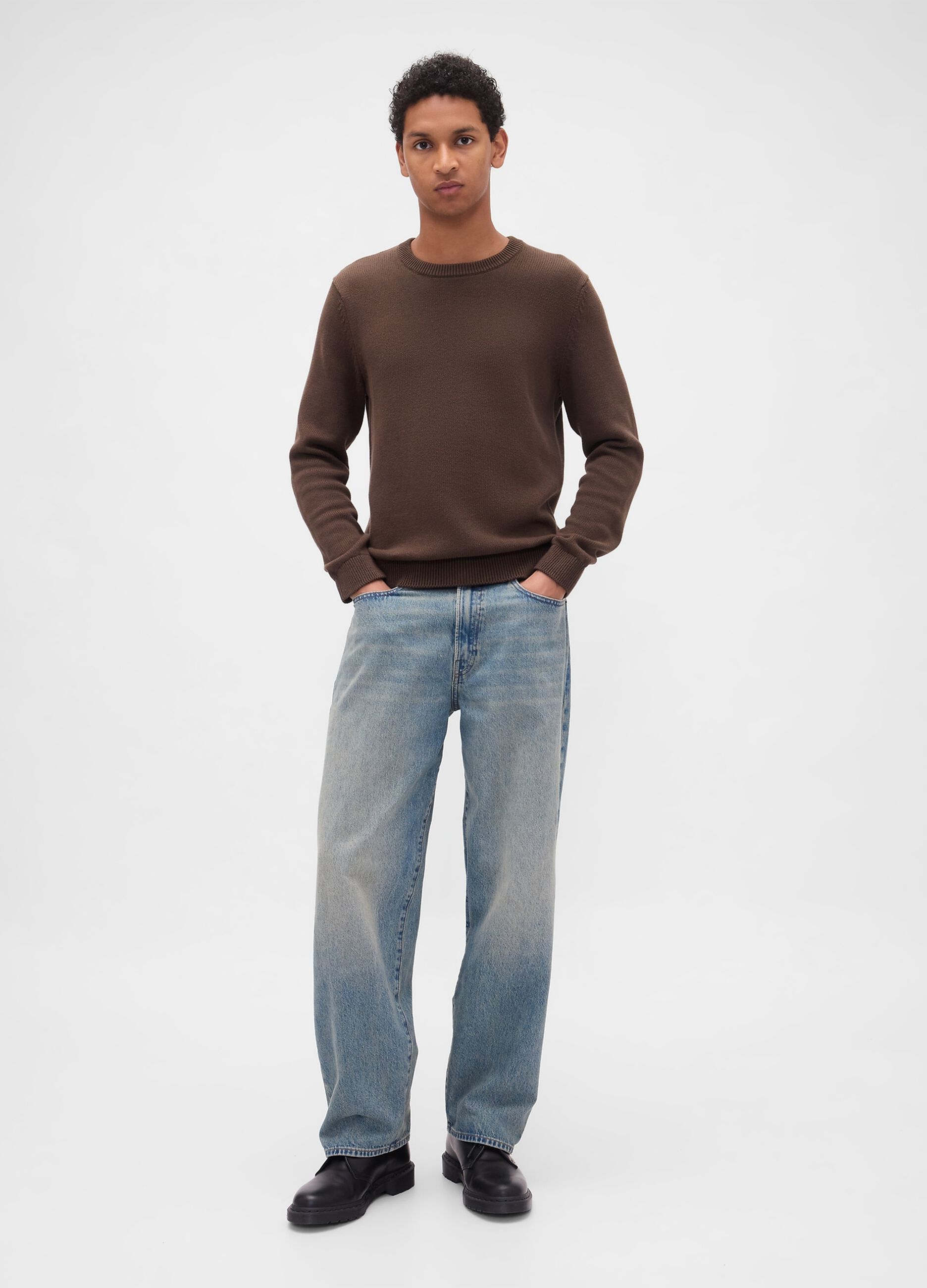 Maglione girocollo marrone in puro cotone