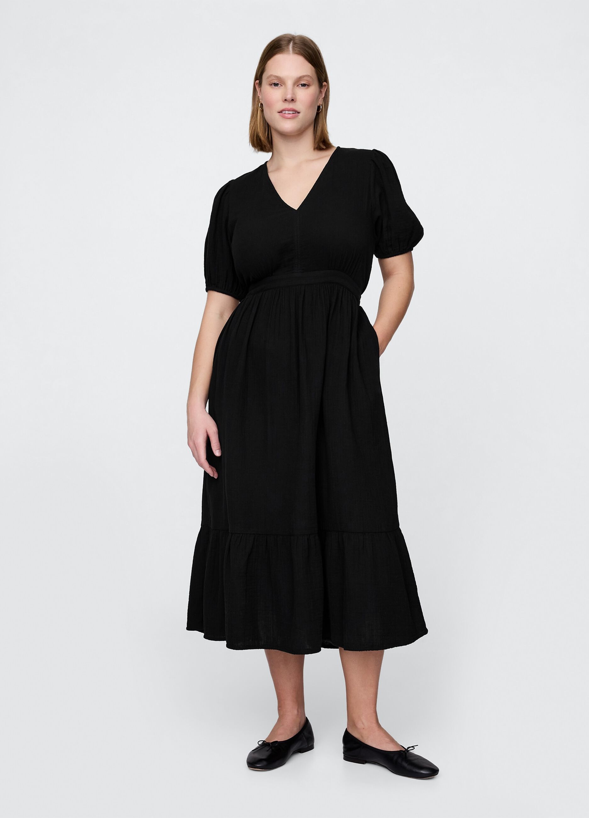 Abito lungo nero con scollo a V e schiena aperta_4