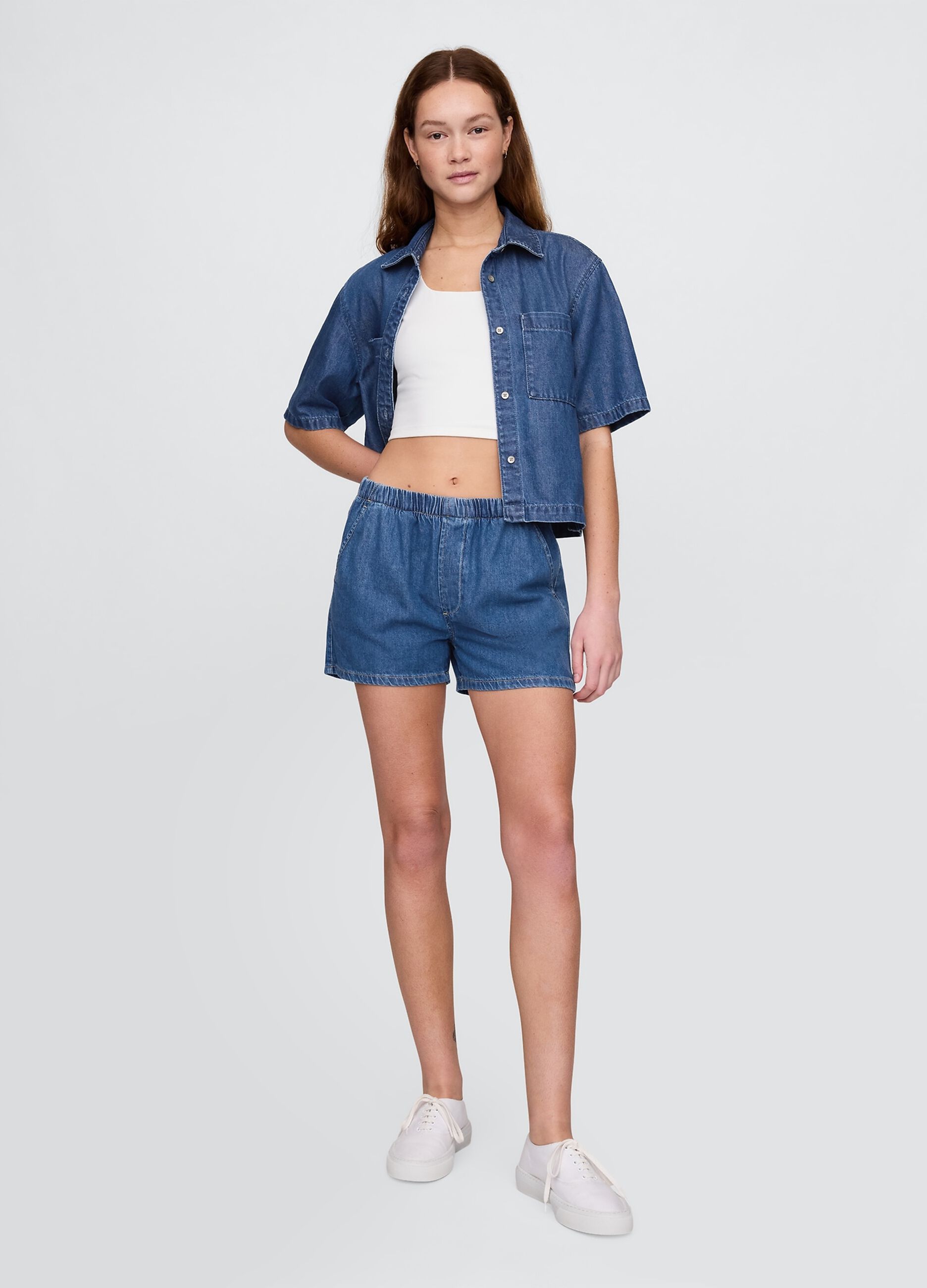 Shorts in denim con elastico in vita