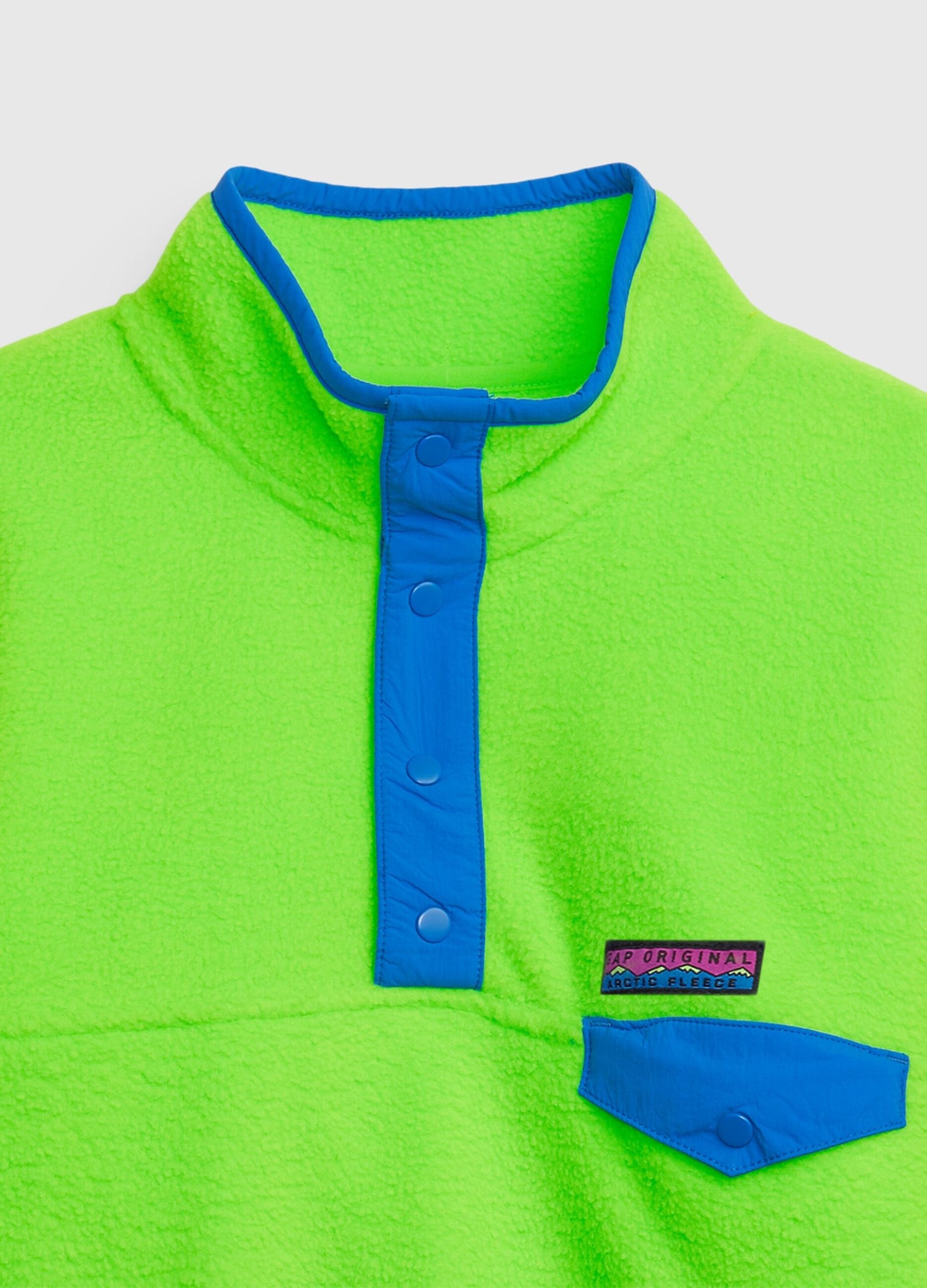 Fleece sweatshirt with snap-button fastening_2