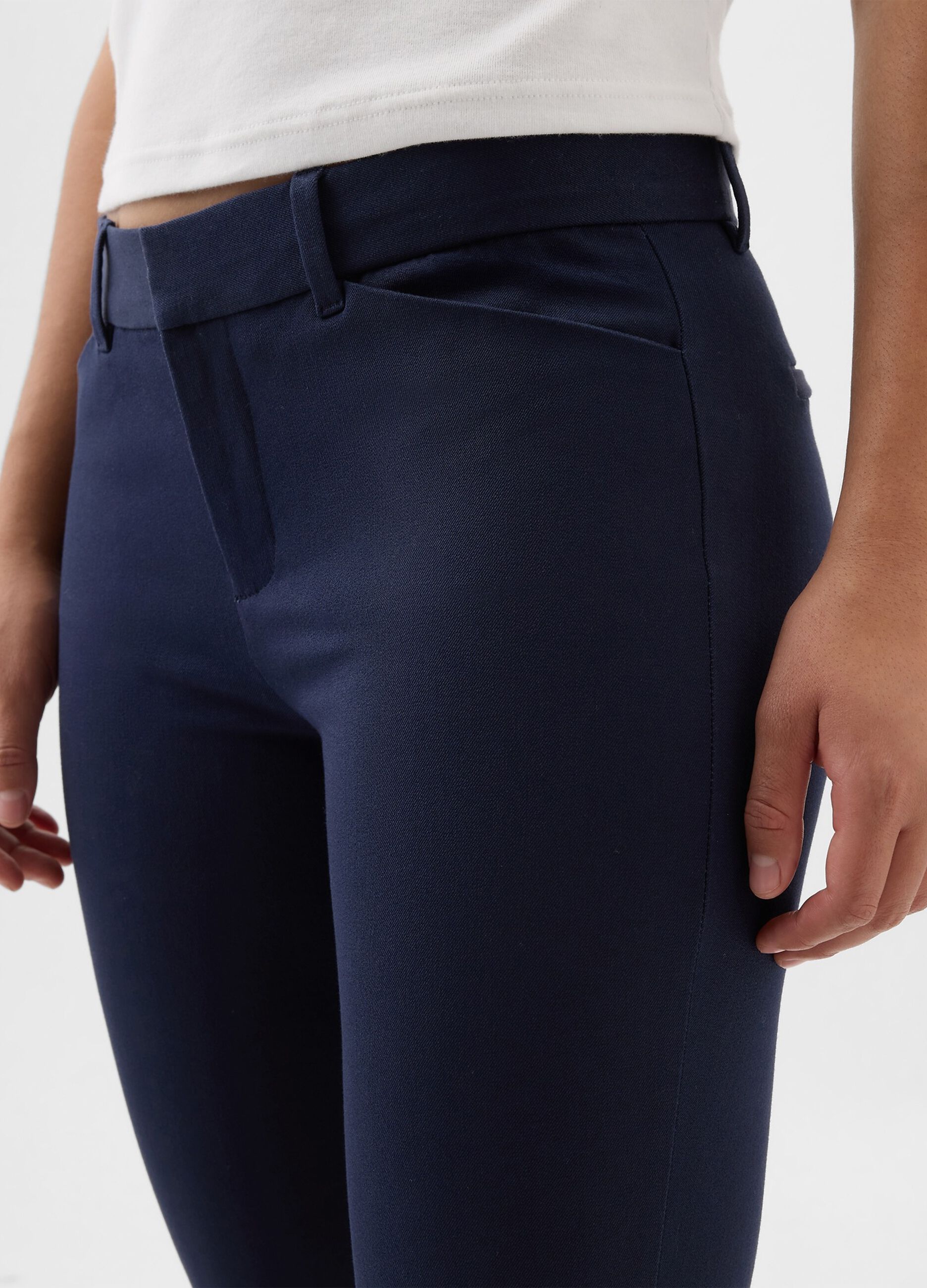 Pantalone a sigaretta in cotone stretch_5