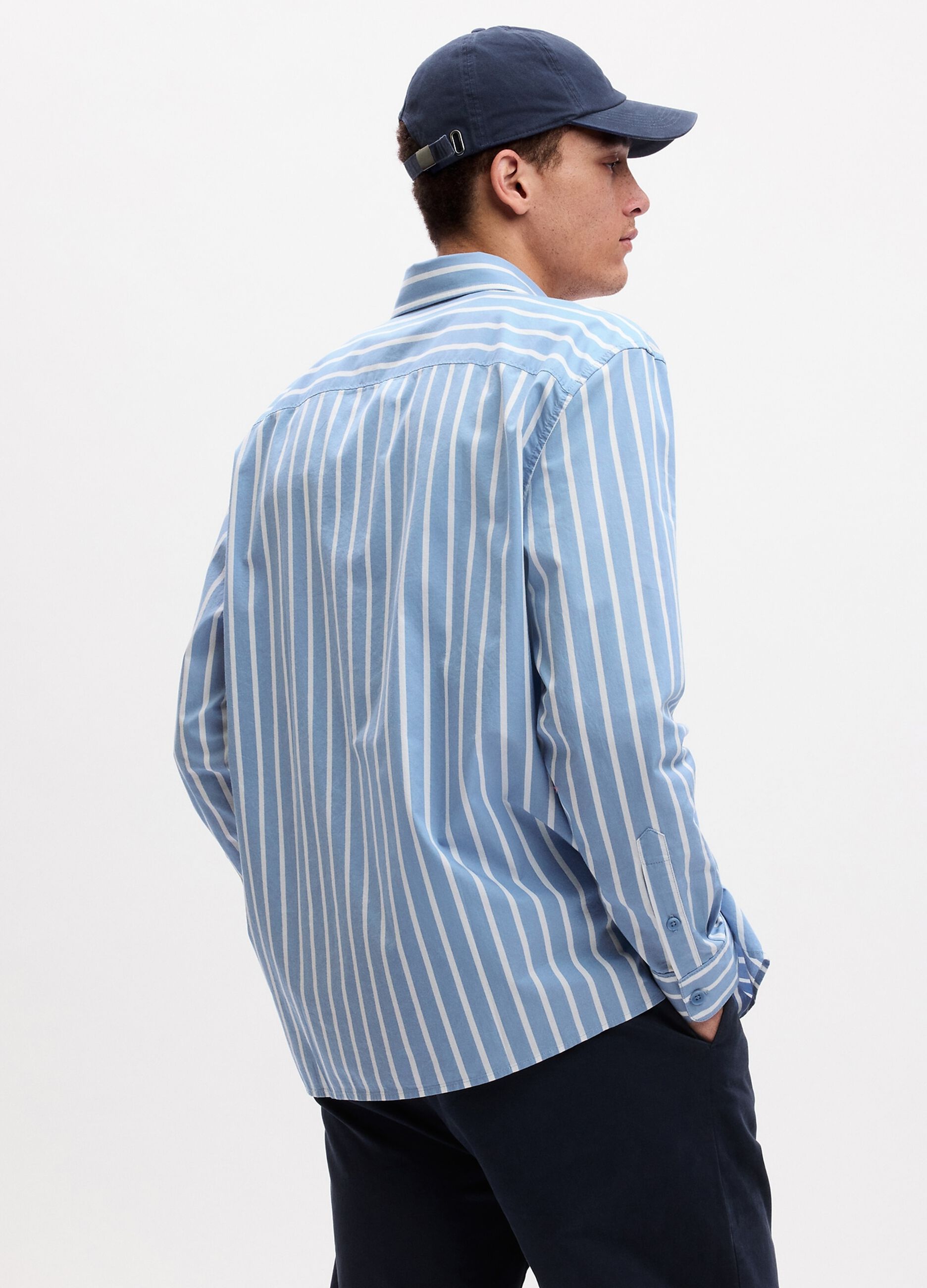 Regular-fit shirt in striped twill with pocket_2